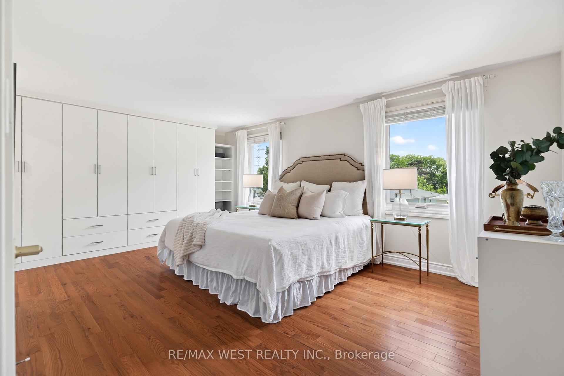 Photo 7 of 823 Hyde Road, Burlington, Brant — HOMEH