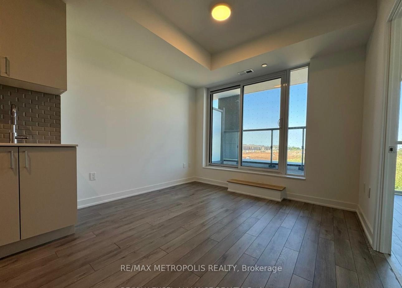 Photo 9 of Unit 237, 1005 Dundas Street E, Oakville, Joshua Meadows — HOMEH
