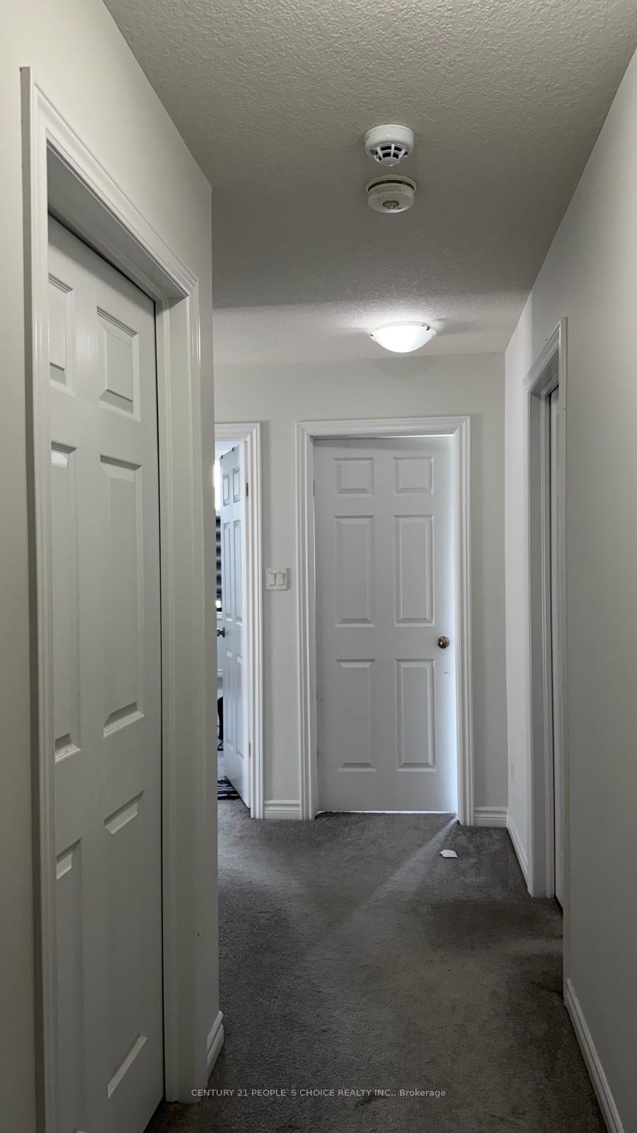 Photo 3 of 6 Gleason Crescent, Kitchener, Westmount - Kitchener — HOMEH