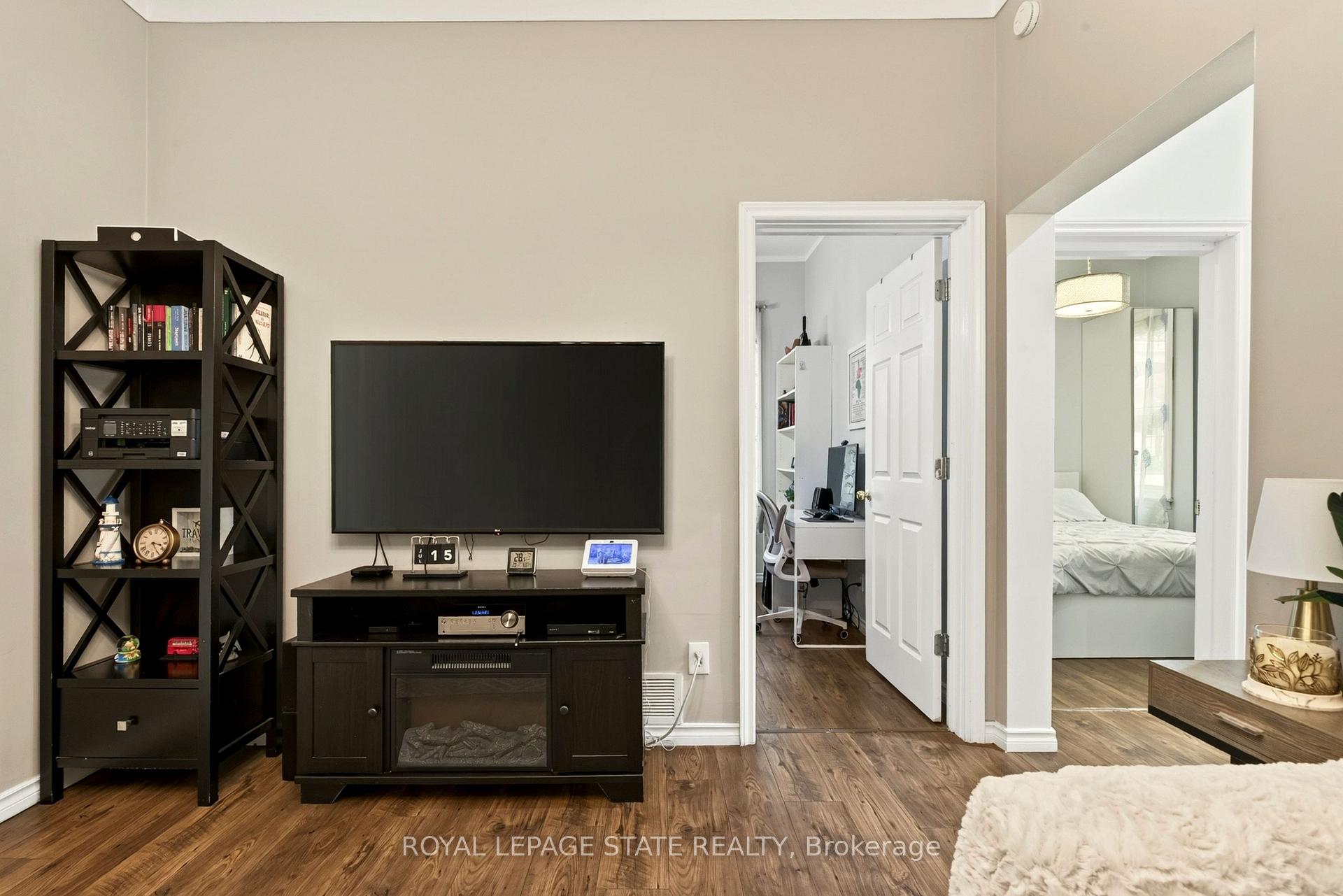 Photo 10 of 66 Beechwood Avenue, Hamilton, Stipley — HOMEH
