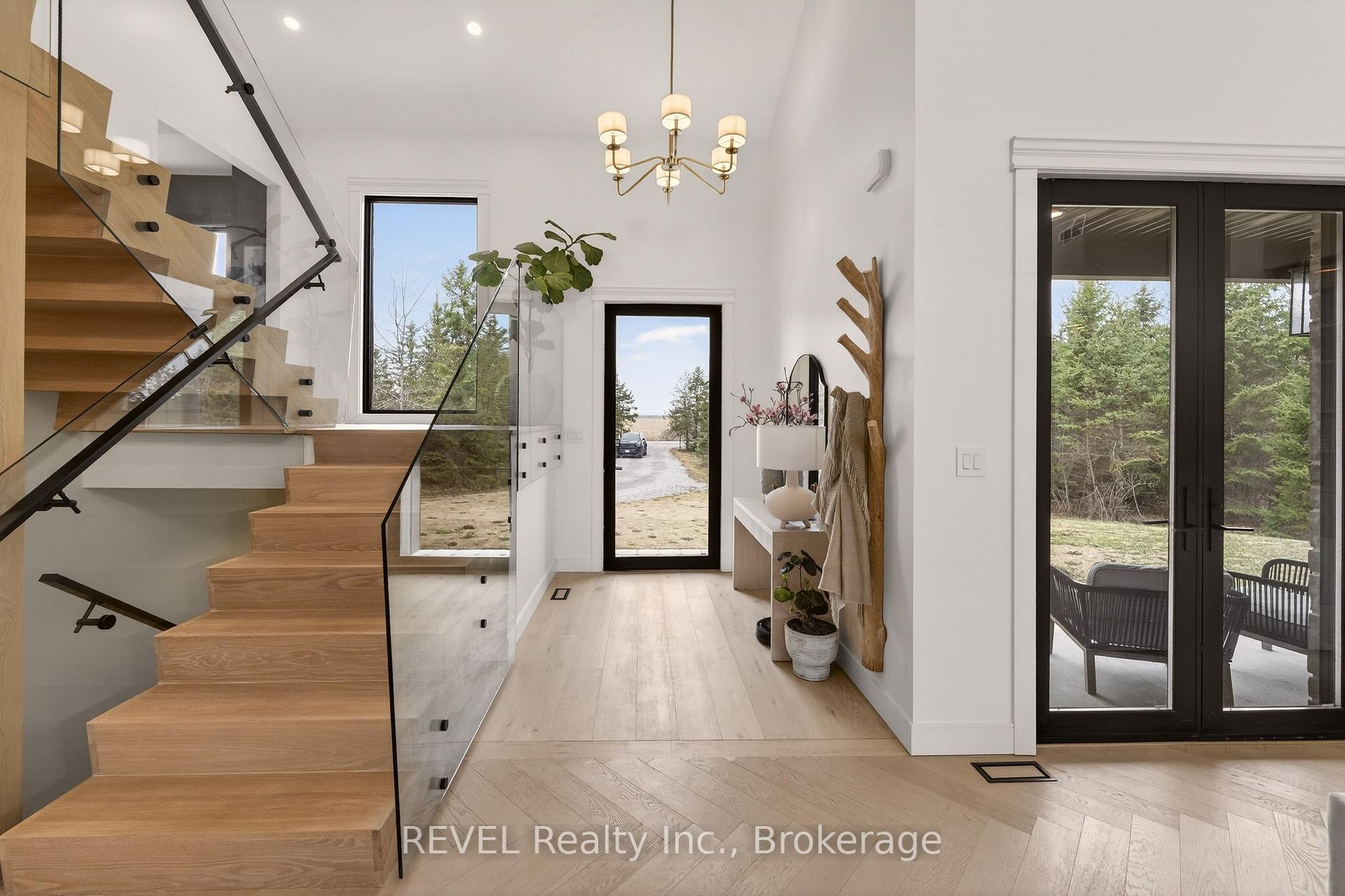 Photo 8 of 3901 White Road, Port Colborne, Bethel — HOMEH