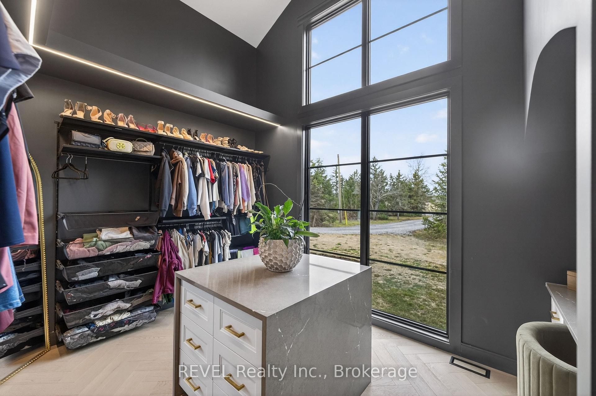 Photo 32 of 3901 White Road, Port Colborne, Bethel — HOMEH