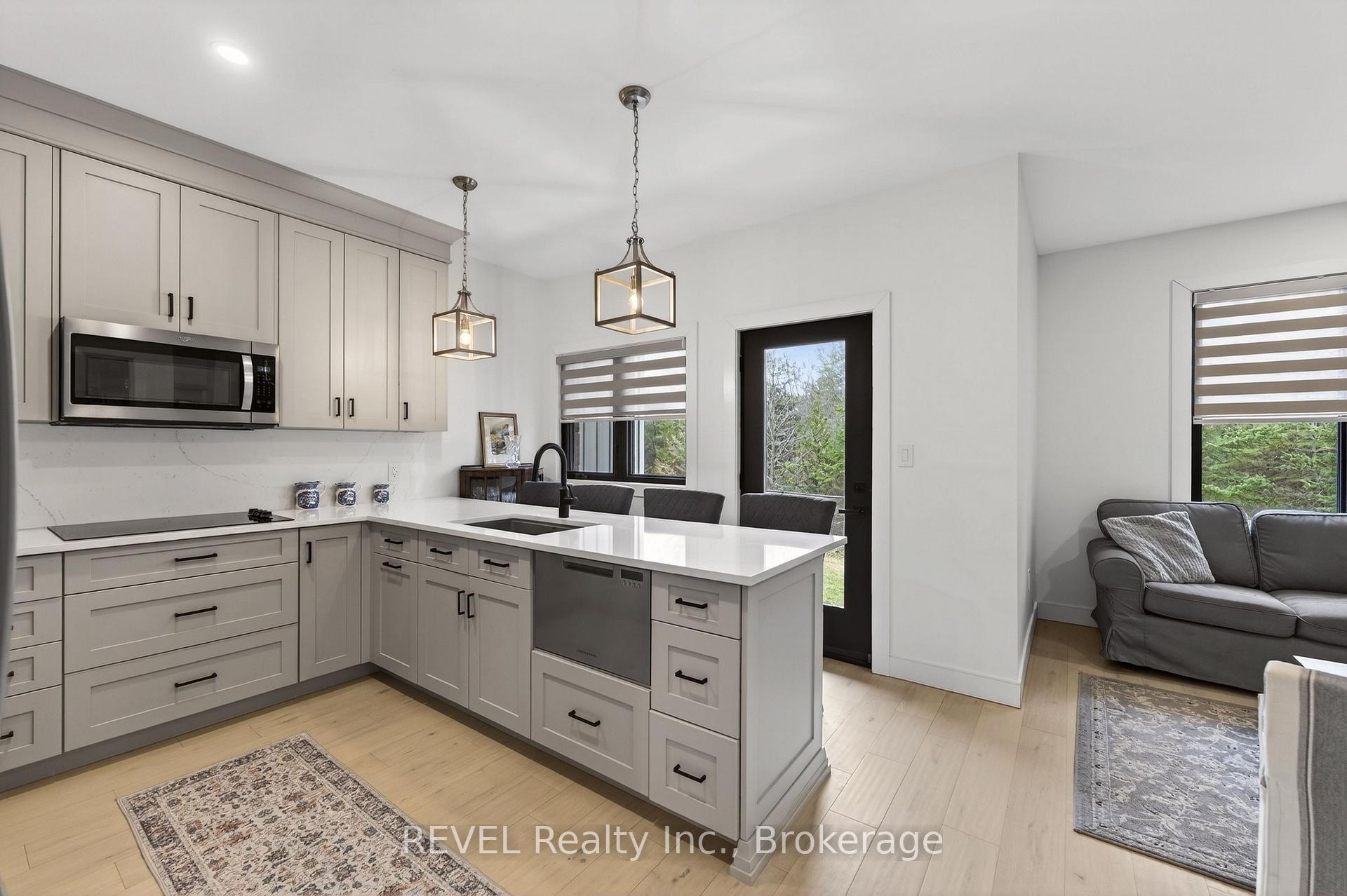 Photo 42 of 3901 White Road, Port Colborne, Bethel — HOMEH