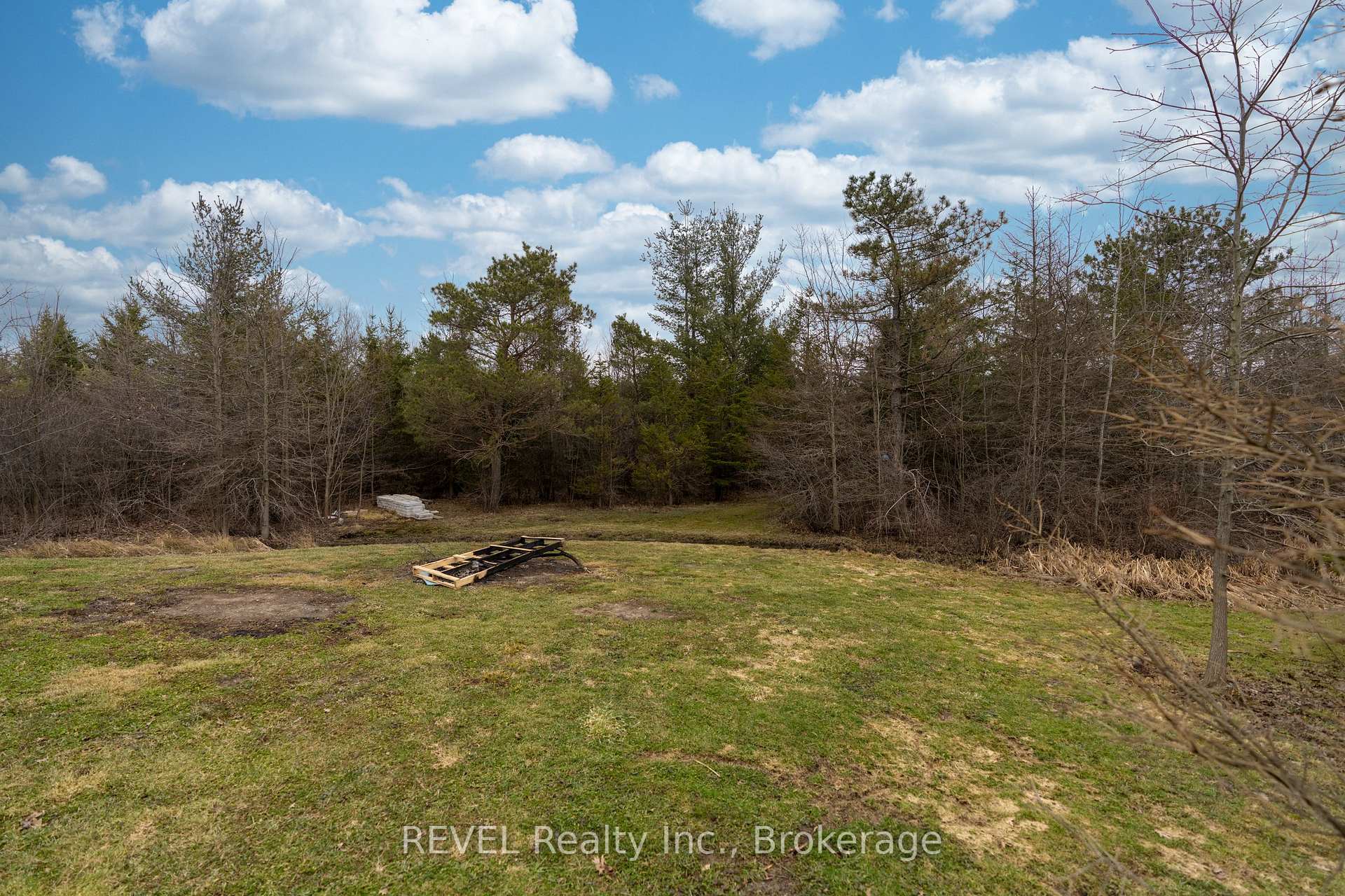 Photo 48 of 3901 White Road, Port Colborne, Bethel — HOMEH