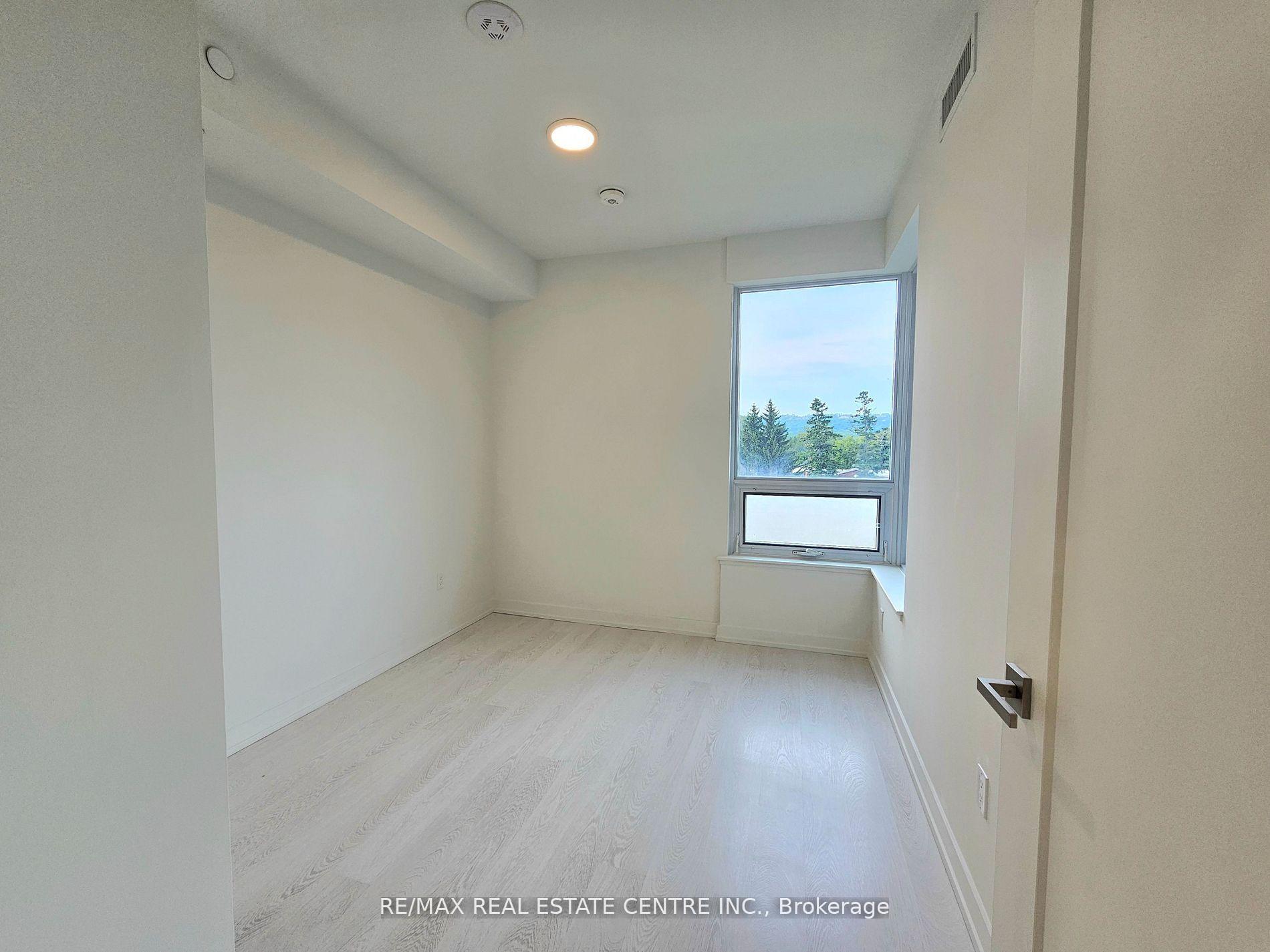 Photo 10 of Unit 401, 415 Main Street W, Hamilton, Kirkendall — HOMEH