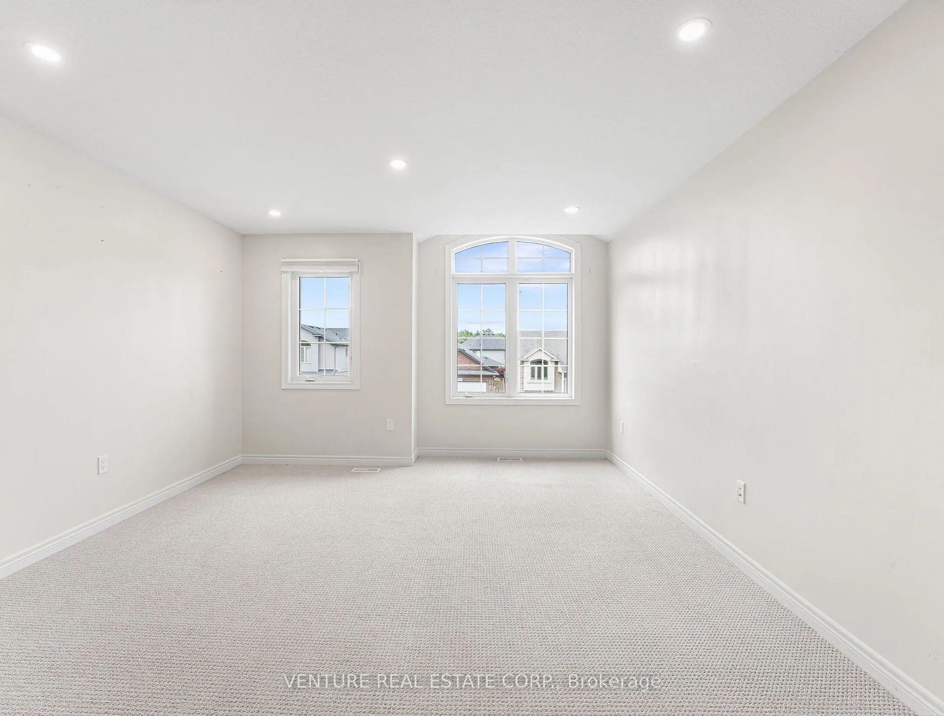 Photo 25 of 6371 Sam Iorfida Drive, Niagara Falls, Oldfield — HOMEH