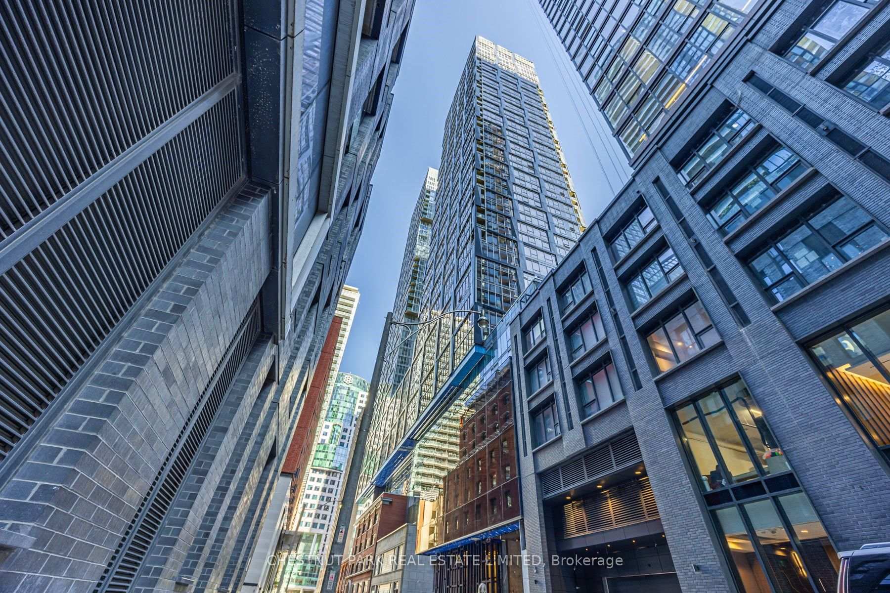 Photo of Unit 2513, 35 Mercer Street