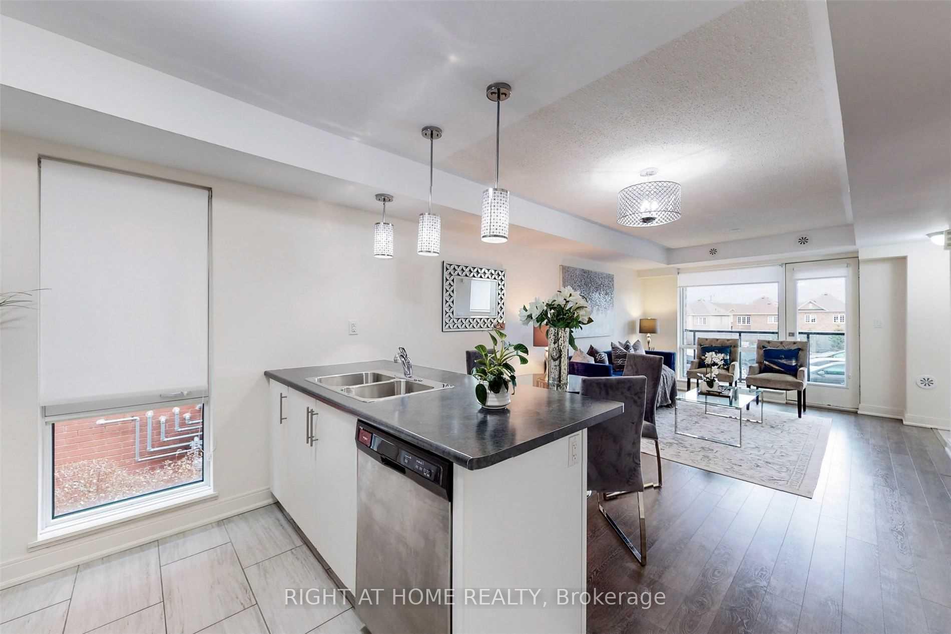 Photo 7 of Unit 82, 100 Dufay Road, Brampton, Northwest Brampton — HOMEH