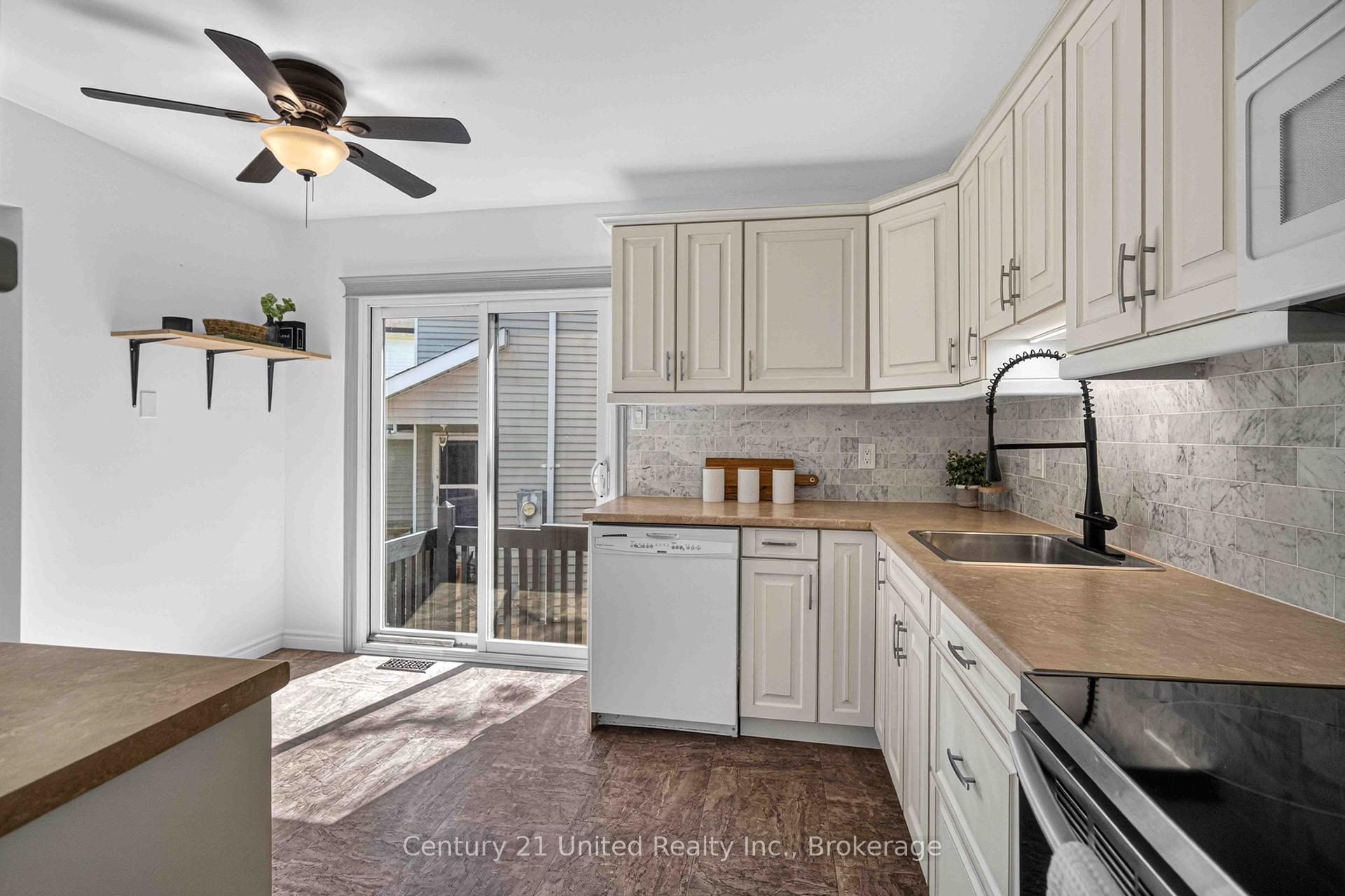 Photo 12 of 1255 Huntington Circle, Peterborough, Otonabee Ward 1 — HOMEH