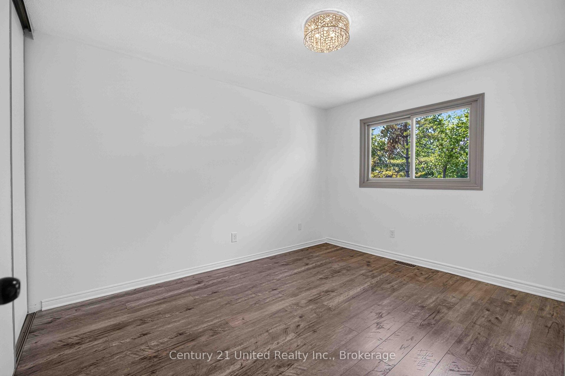 Photo 13 of 1255 Huntington Circle, Peterborough, Otonabee Ward 1 — HOMEH
