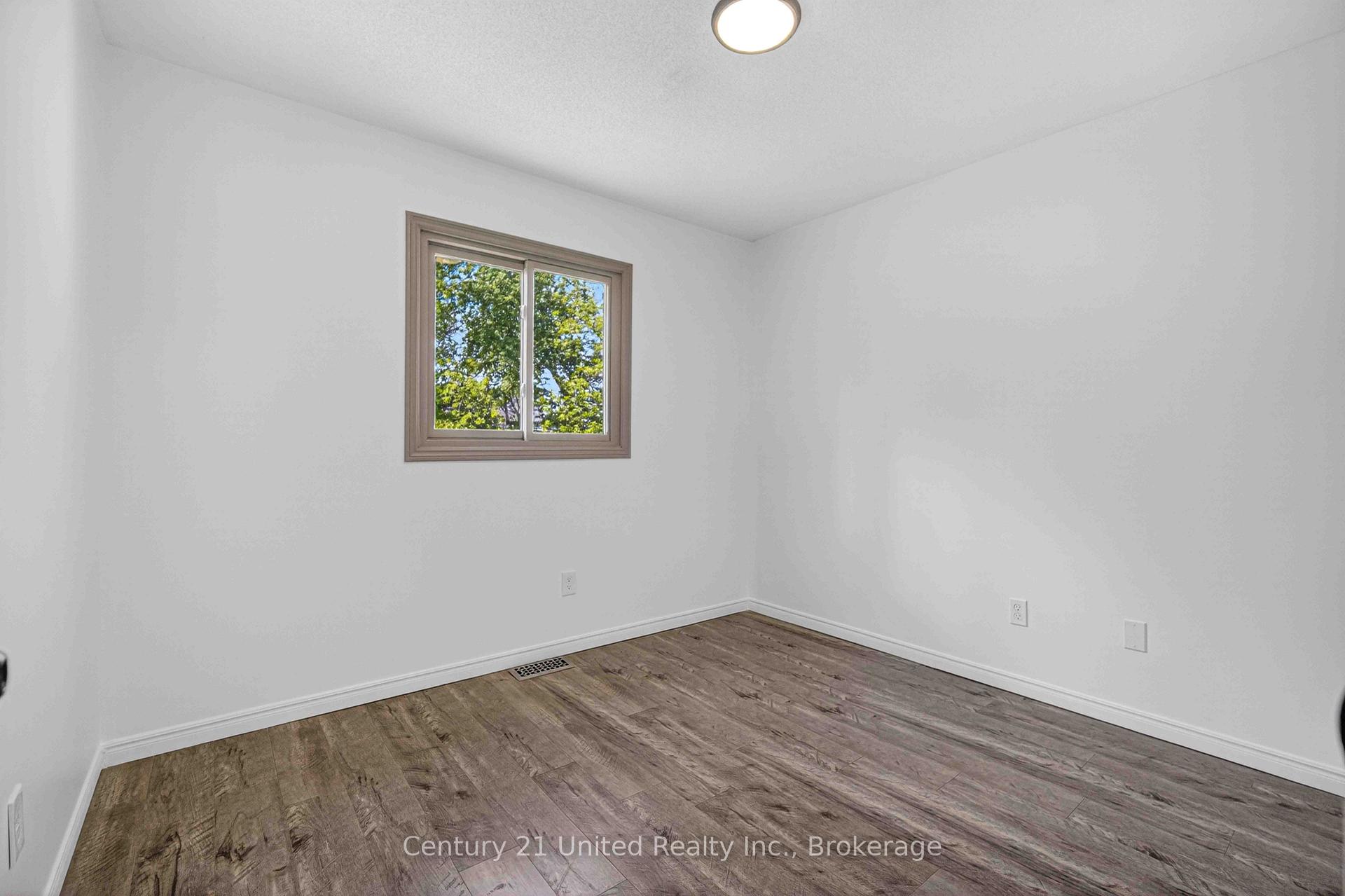 Photo 15 of 1255 Huntington Circle, Peterborough, Otonabee Ward 1 — HOMEH
