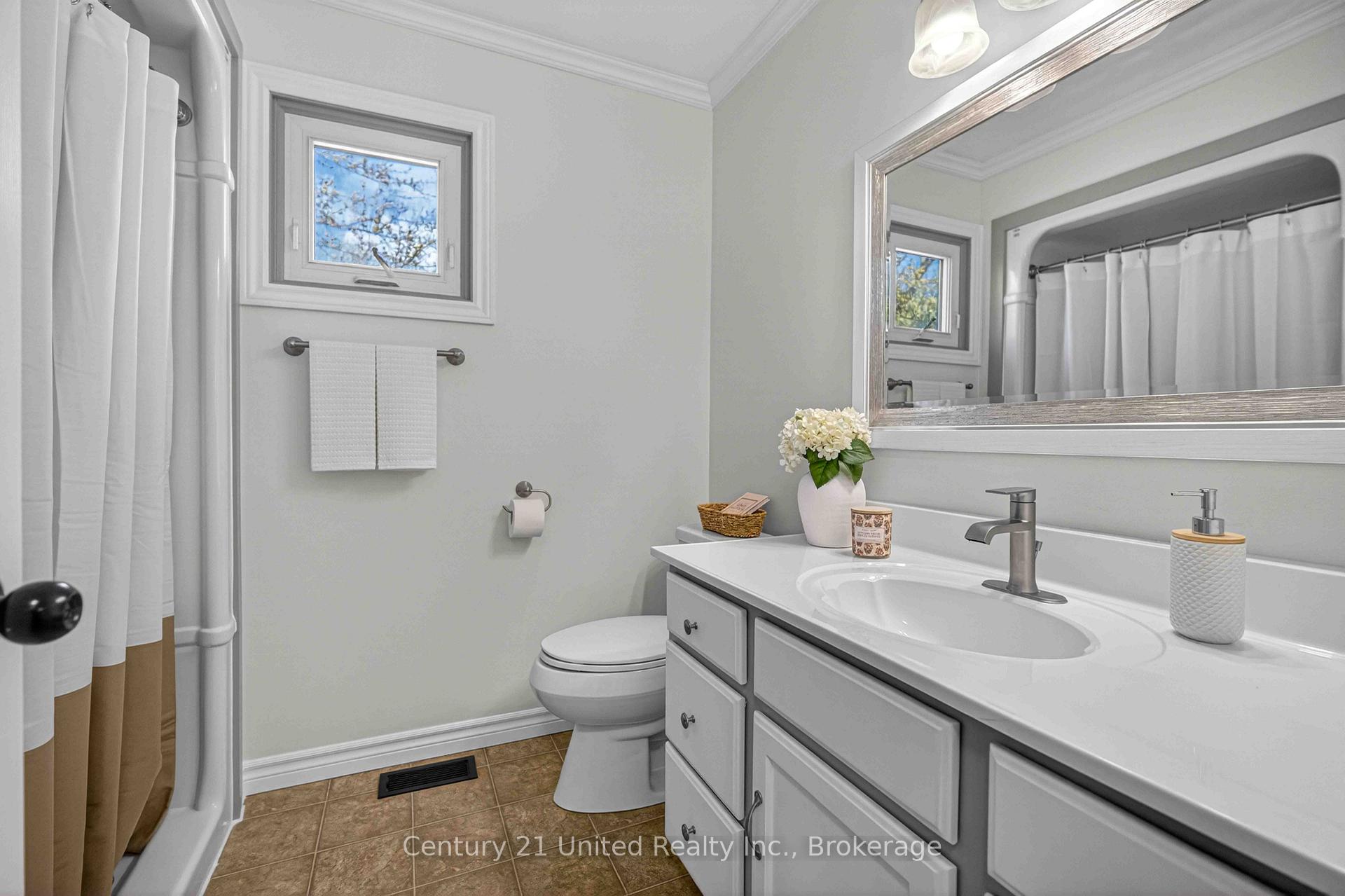 Photo 18 of 1255 Huntington Circle, Peterborough, Otonabee Ward 1 — HOMEH