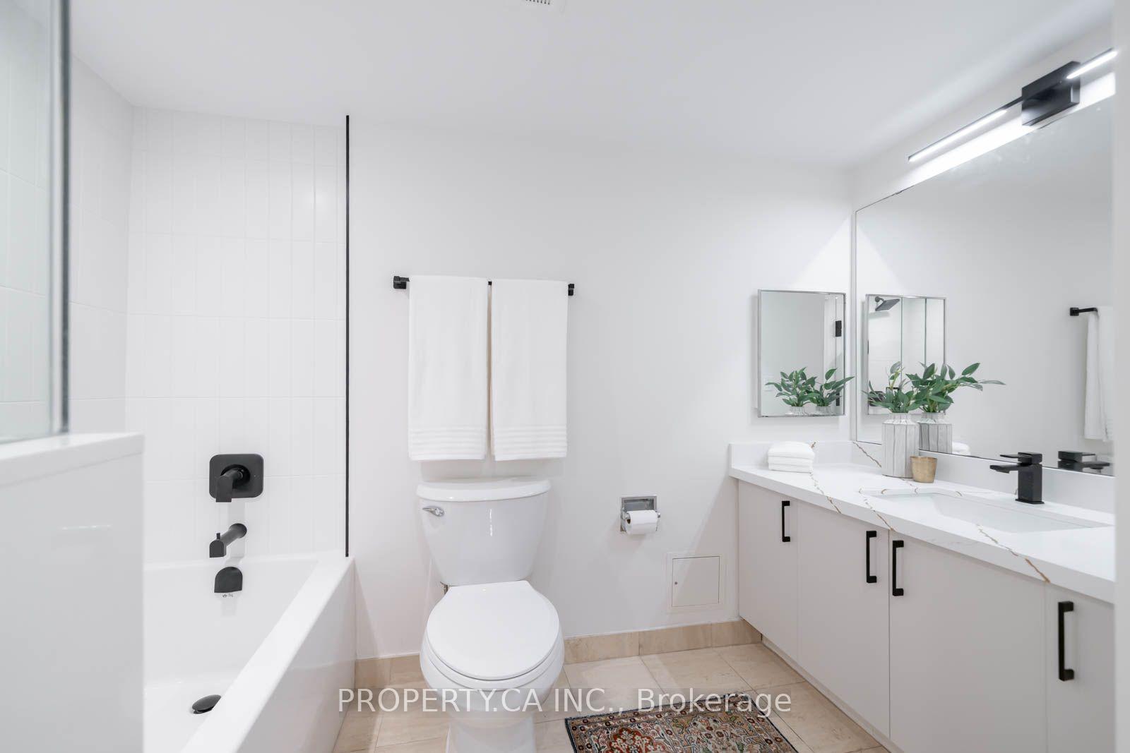 Photo 19 of Unit 1111, 77 Harbour Square, Toronto, Waterfront Communities — HOMEH