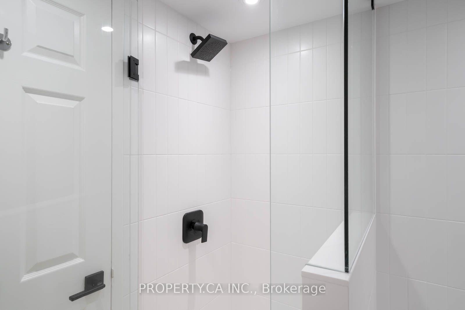 Photo 21 of Unit 1111, 77 Harbour Square, Toronto, Waterfront Communities — HOMEH