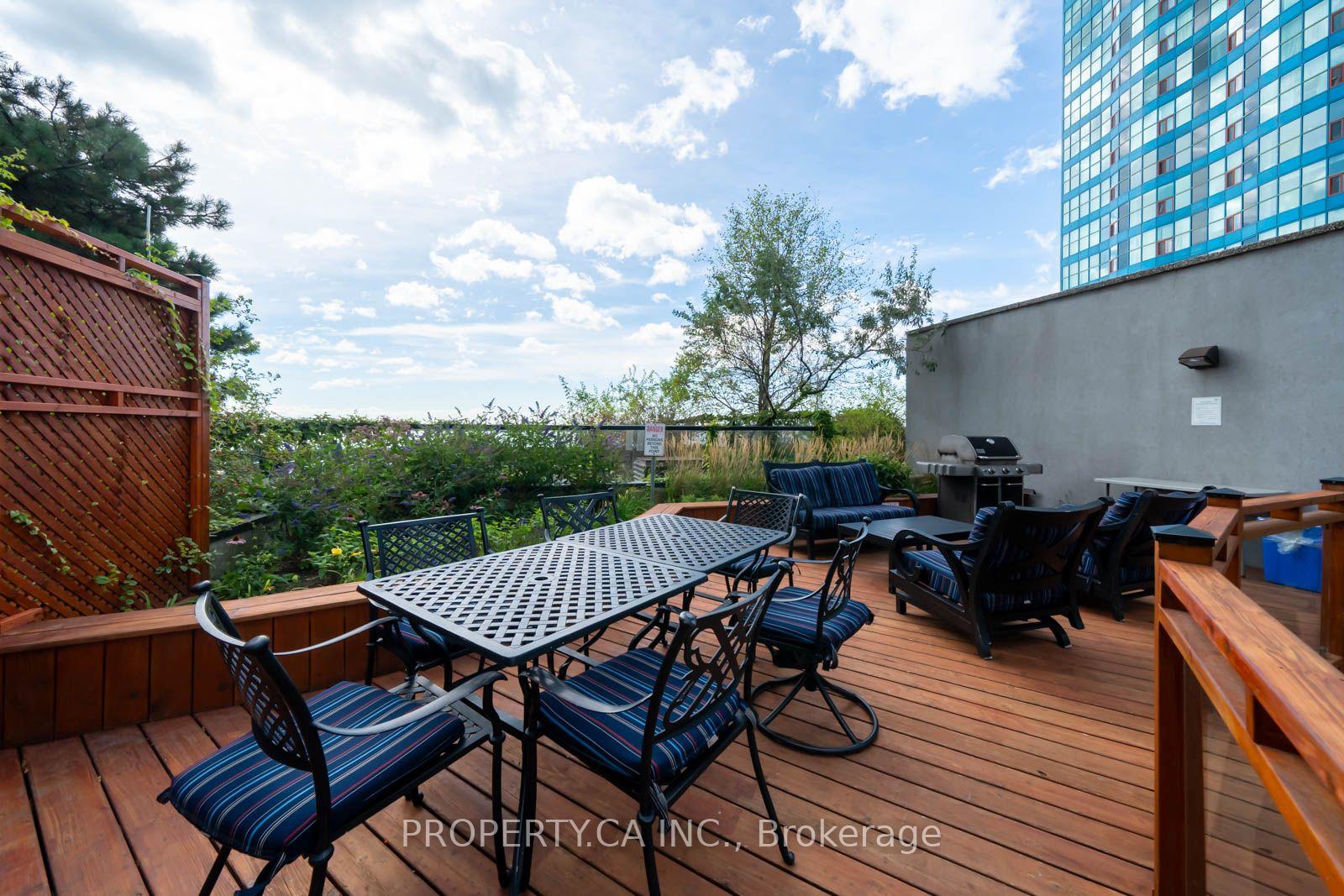 Photo 35 of Unit 1111, 77 Harbour Square, Toronto, Waterfront Communities — HOMEH
