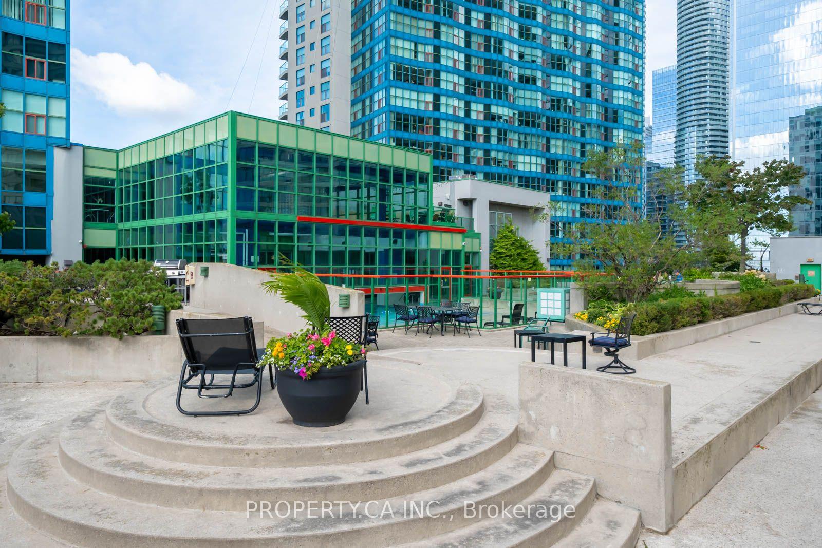 Photo 37 of Unit 1111, 77 Harbour Square, Toronto, Waterfront Communities — HOMEH