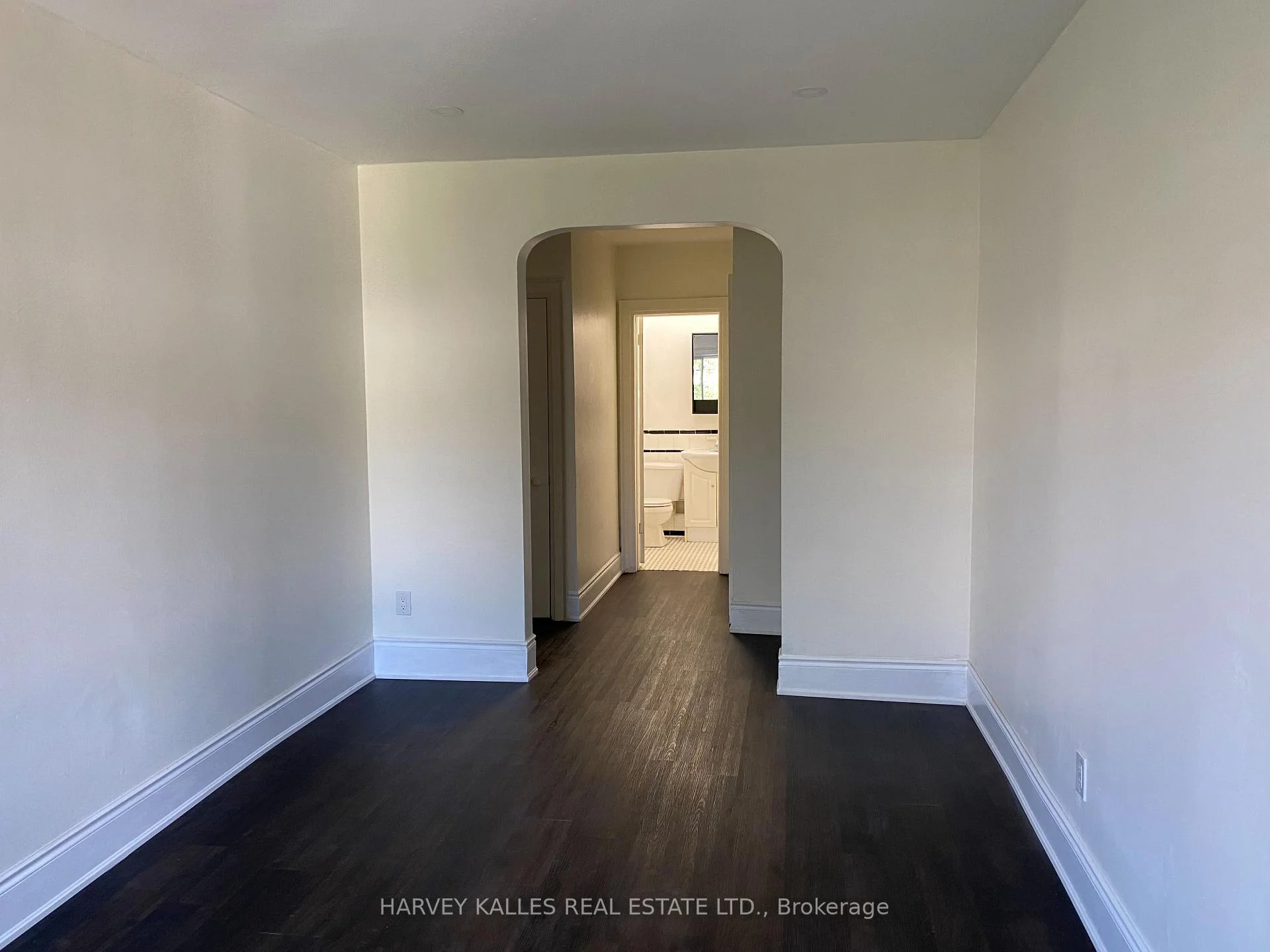 Photo 7 of Unit A, 1611 Bayview Avenue, Toronto, Leaside — HOMEH