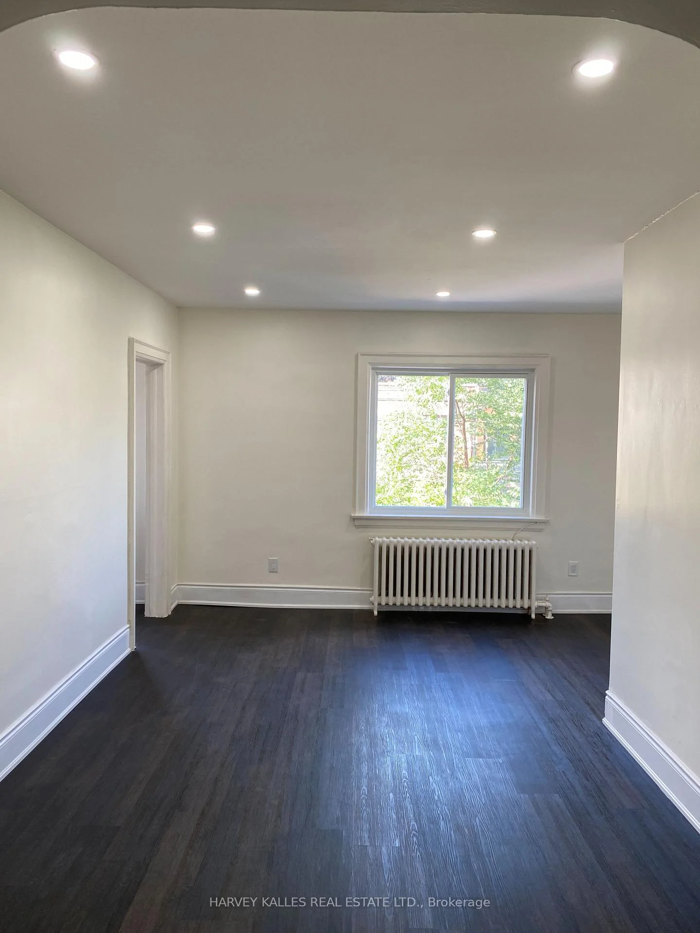 Photo 9 of Unit A, 1611 Bayview Avenue, Toronto, Leaside — HOMEH