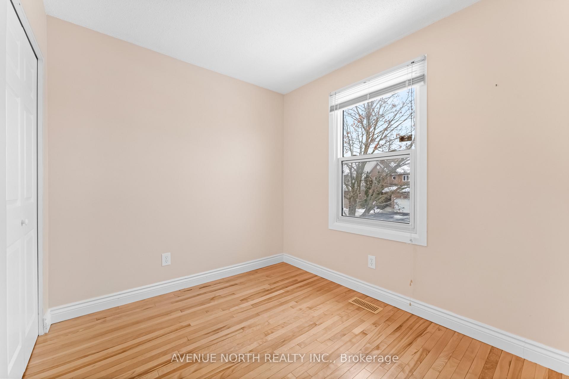 Photo 13 of 3489 Southgate Road, Ottawa, South Keys — HOMEH