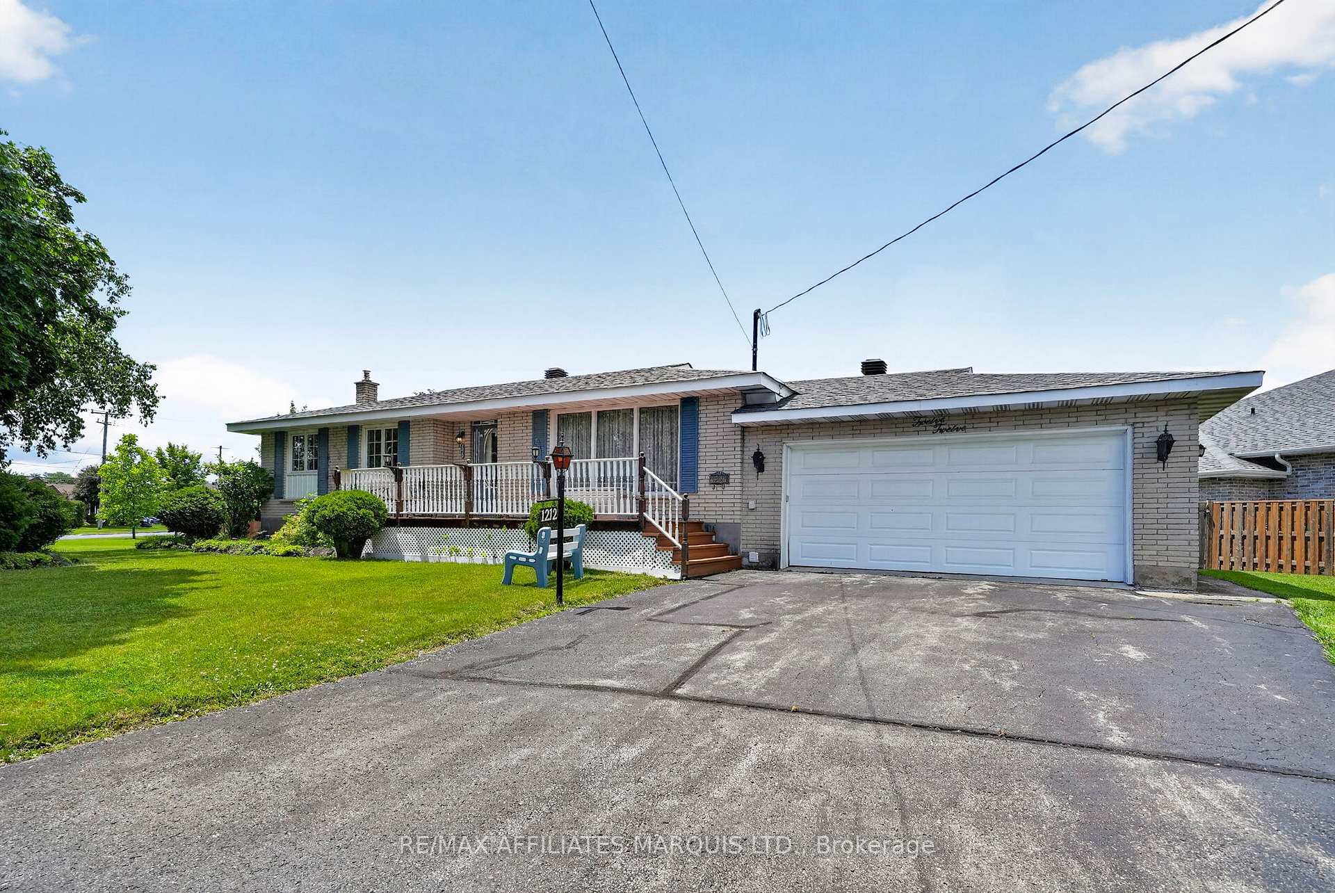 Photo 2 of 1212 Brodeur Street, Cornwall, Cornwall — HOMEH