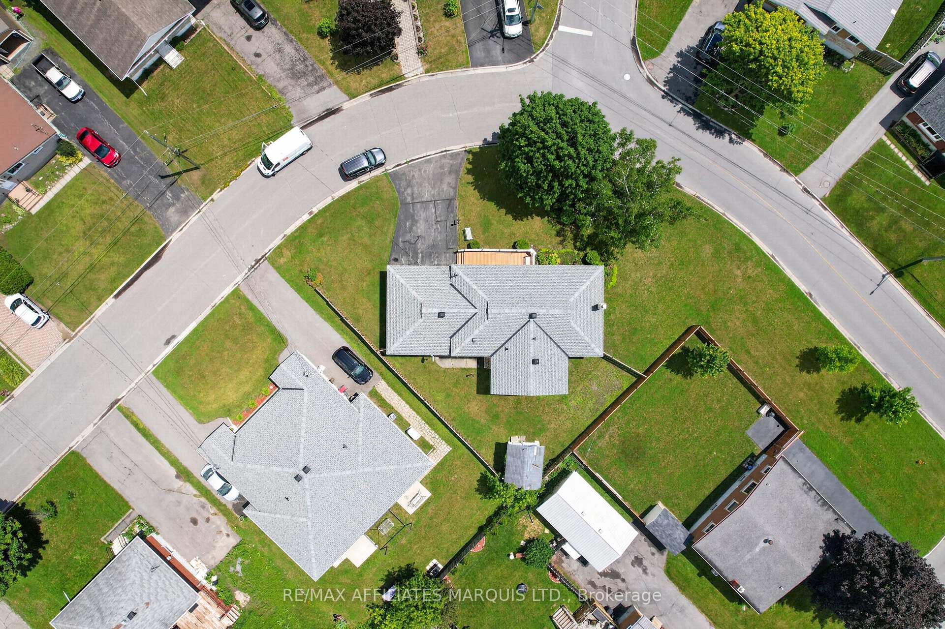 Photo 4 of 1212 Brodeur Street, Cornwall, Cornwall — HOMEH