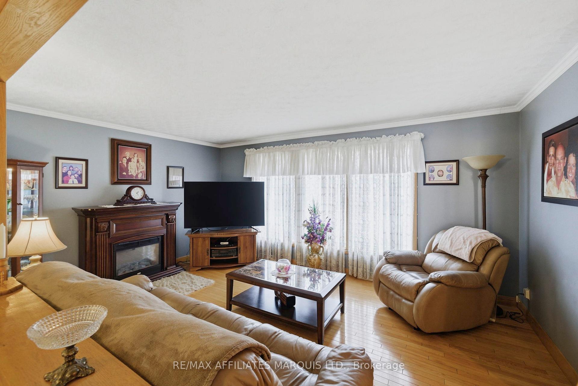 Photo 6 of 1212 Brodeur Street, Cornwall, Cornwall — HOMEH