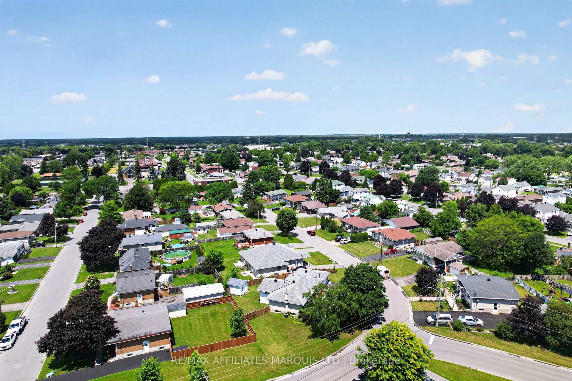 Photo 37 of 1212 Brodeur Street, Cornwall, Cornwall — HOMEH