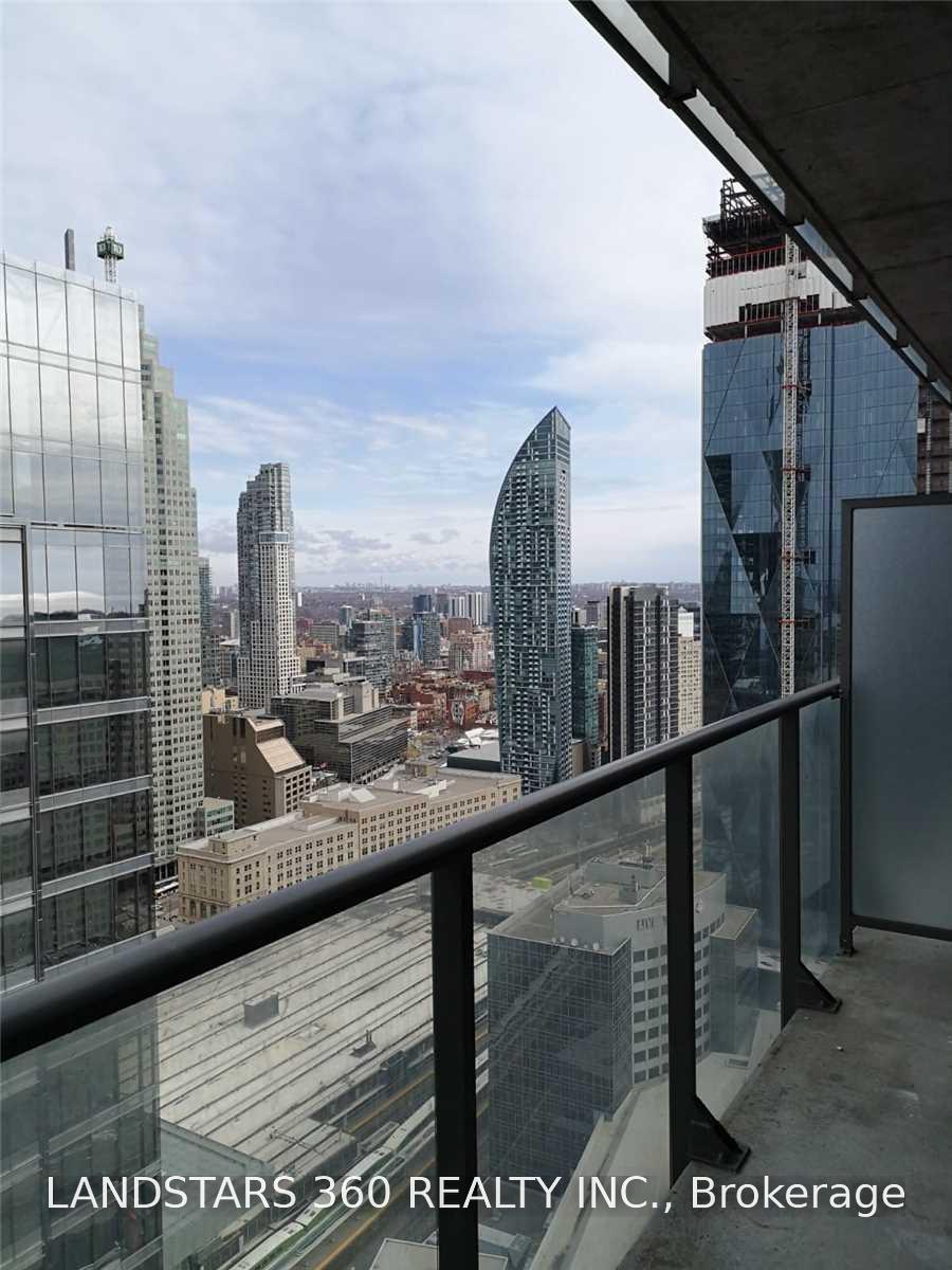 Photo 6 of Unit 3706, 65 Bremner Boulevard, Toronto, Waterfront Communities — HOMEH