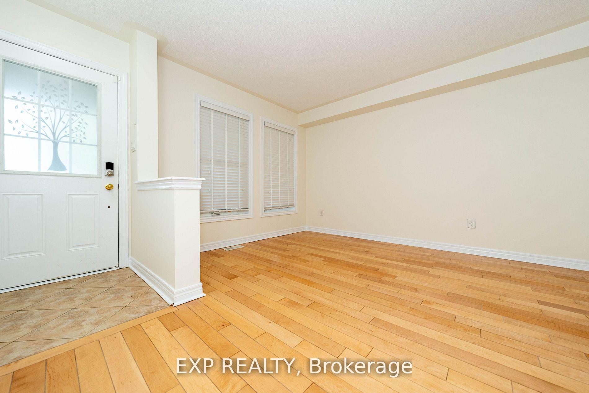 Photo 3 of Unit Main & Upper, 272 Duncan Lane, Milton, Scott — HOMEH
