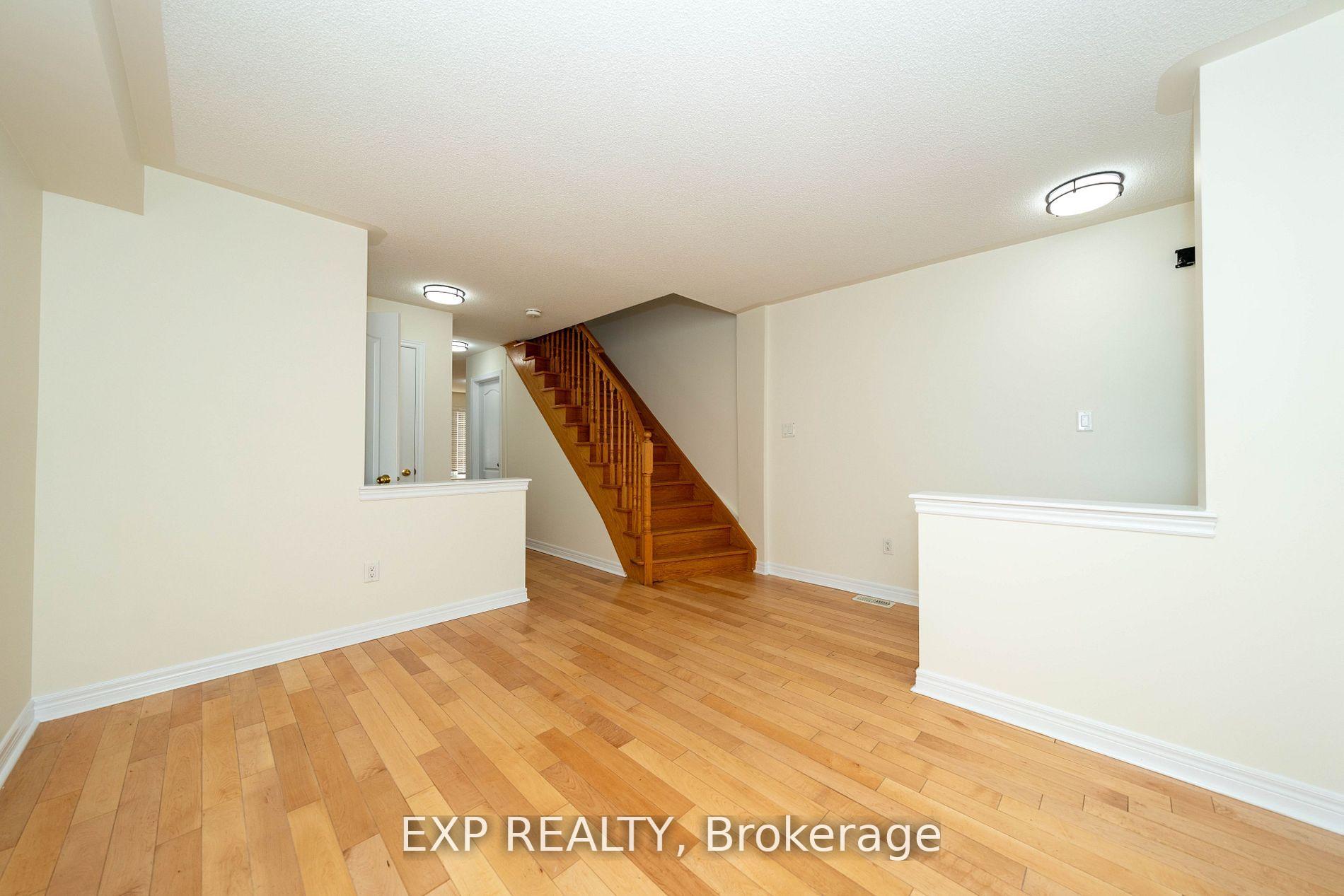 Photo 5 of Unit Main & Upper, 272 Duncan Lane, Milton, Scott — HOMEH