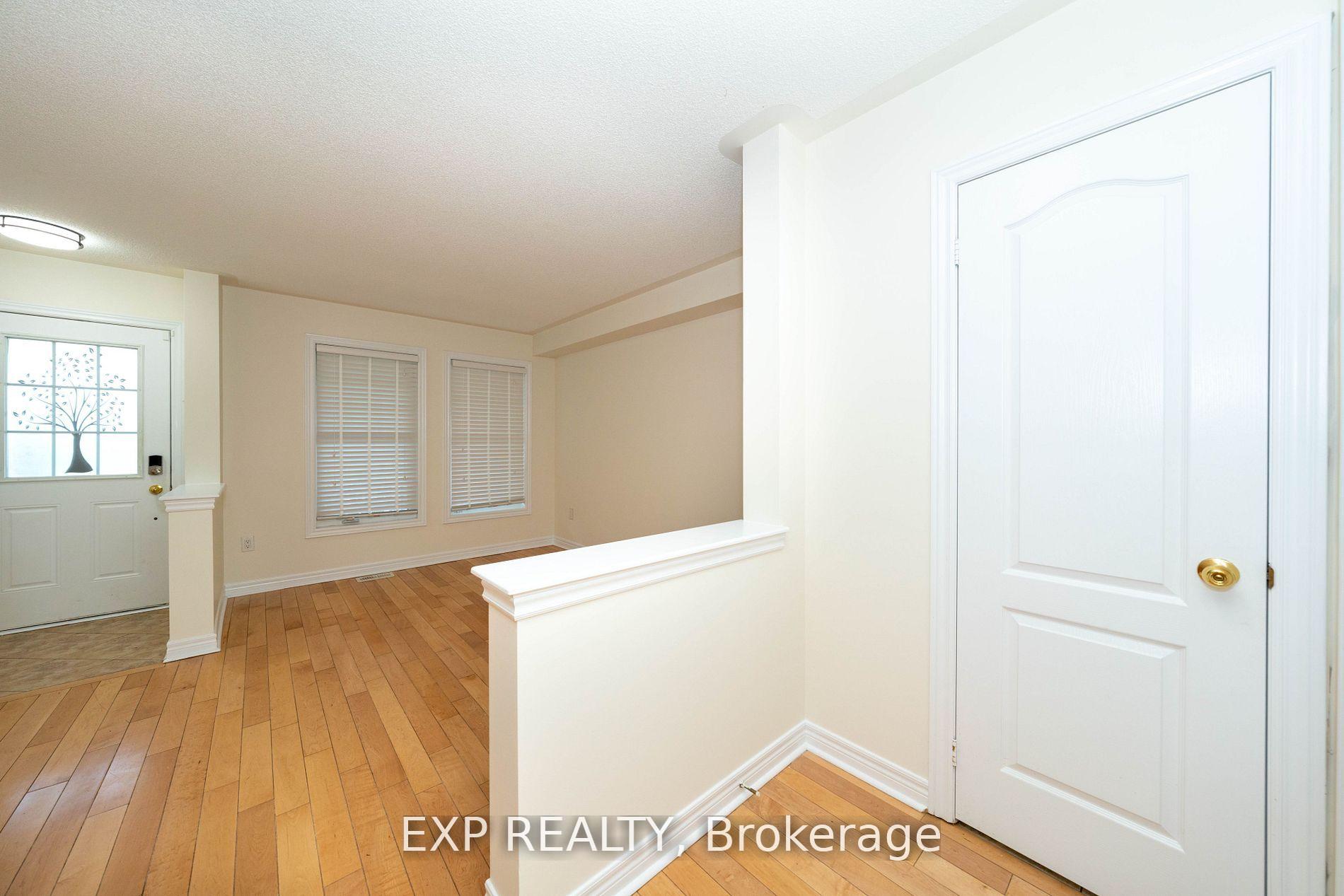 Photo 6 of Unit Main & Upper, 272 Duncan Lane, Milton, Scott — HOMEH