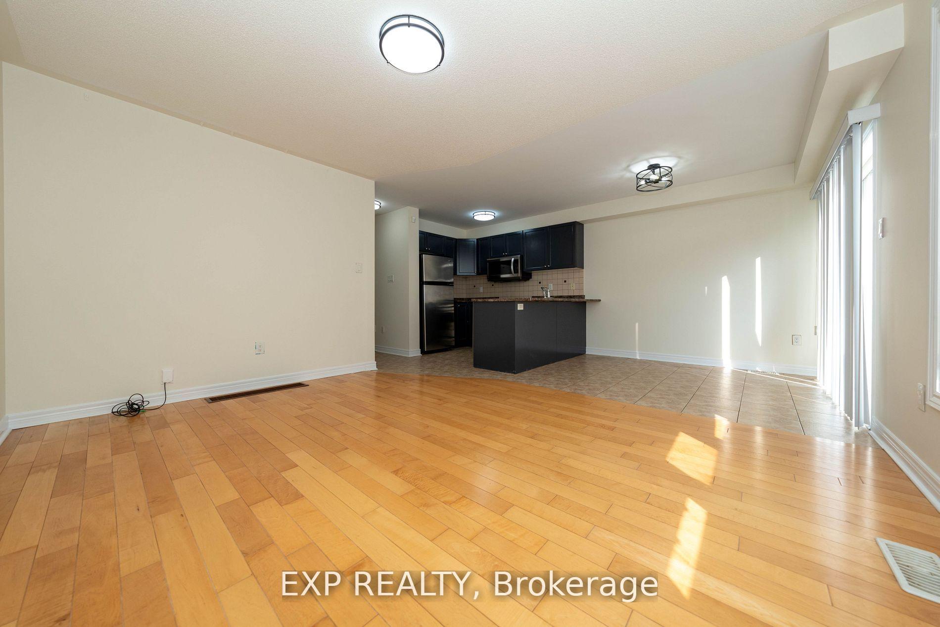 Photo 11 of Unit Main & Upper, 272 Duncan Lane, Milton, Scott — HOMEH