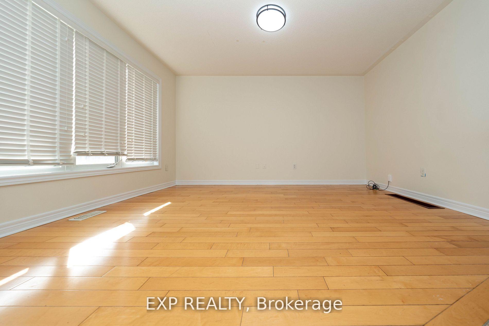 Photo 17 of Unit Main & Upper, 272 Duncan Lane, Milton, Scott — HOMEH