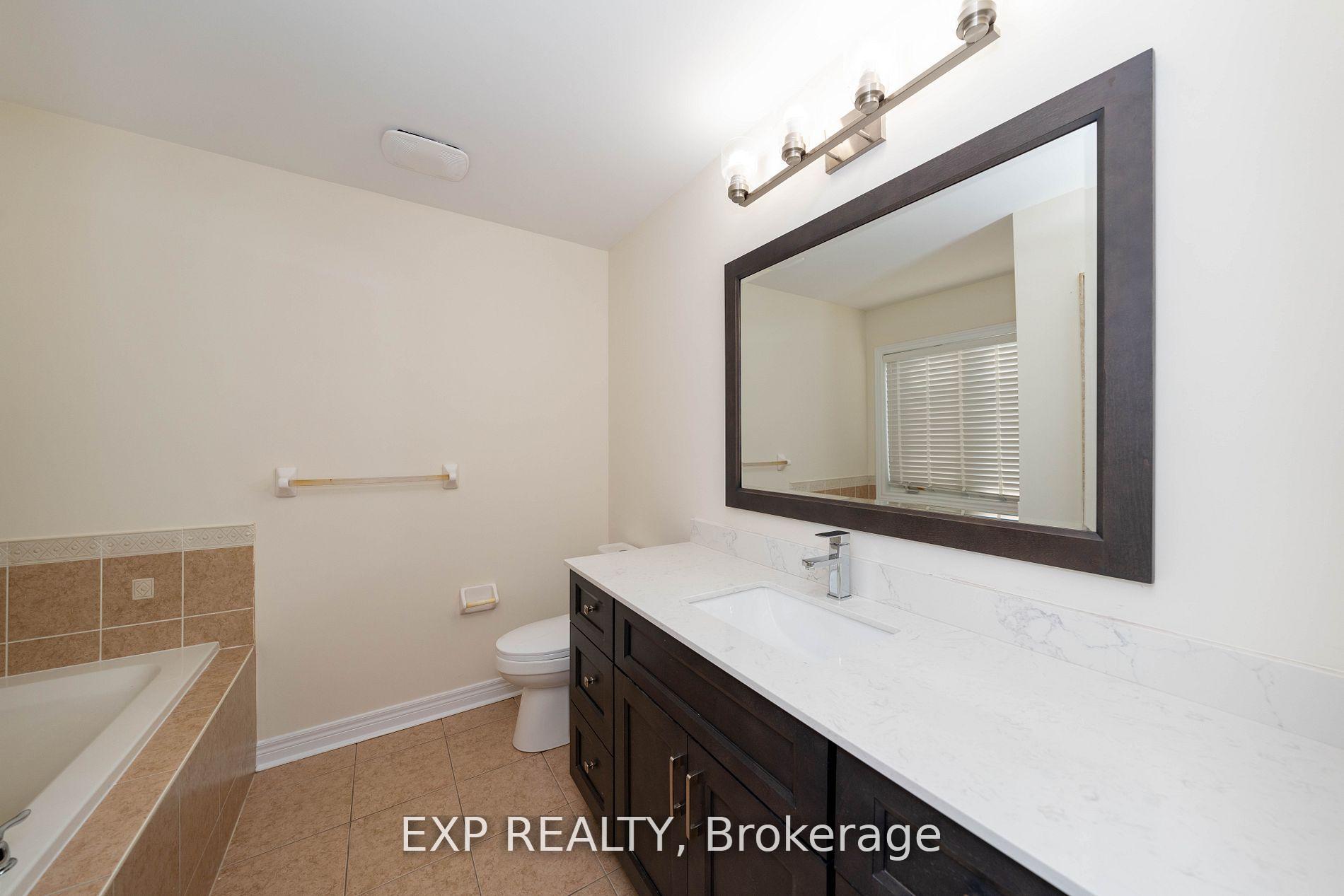 Photo 20 of Unit Main & Upper, 272 Duncan Lane, Milton, Scott — HOMEH