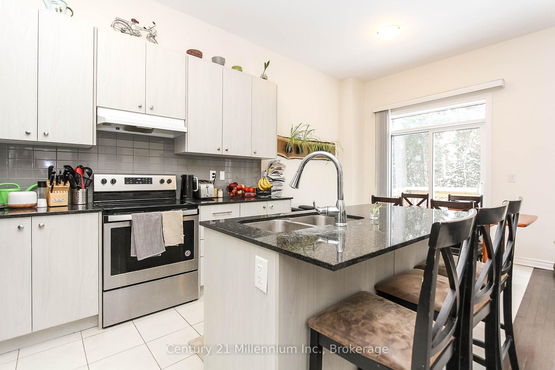 Photo 7 of 36 Farwell Avenue, Wasaga Beach — HOMEH