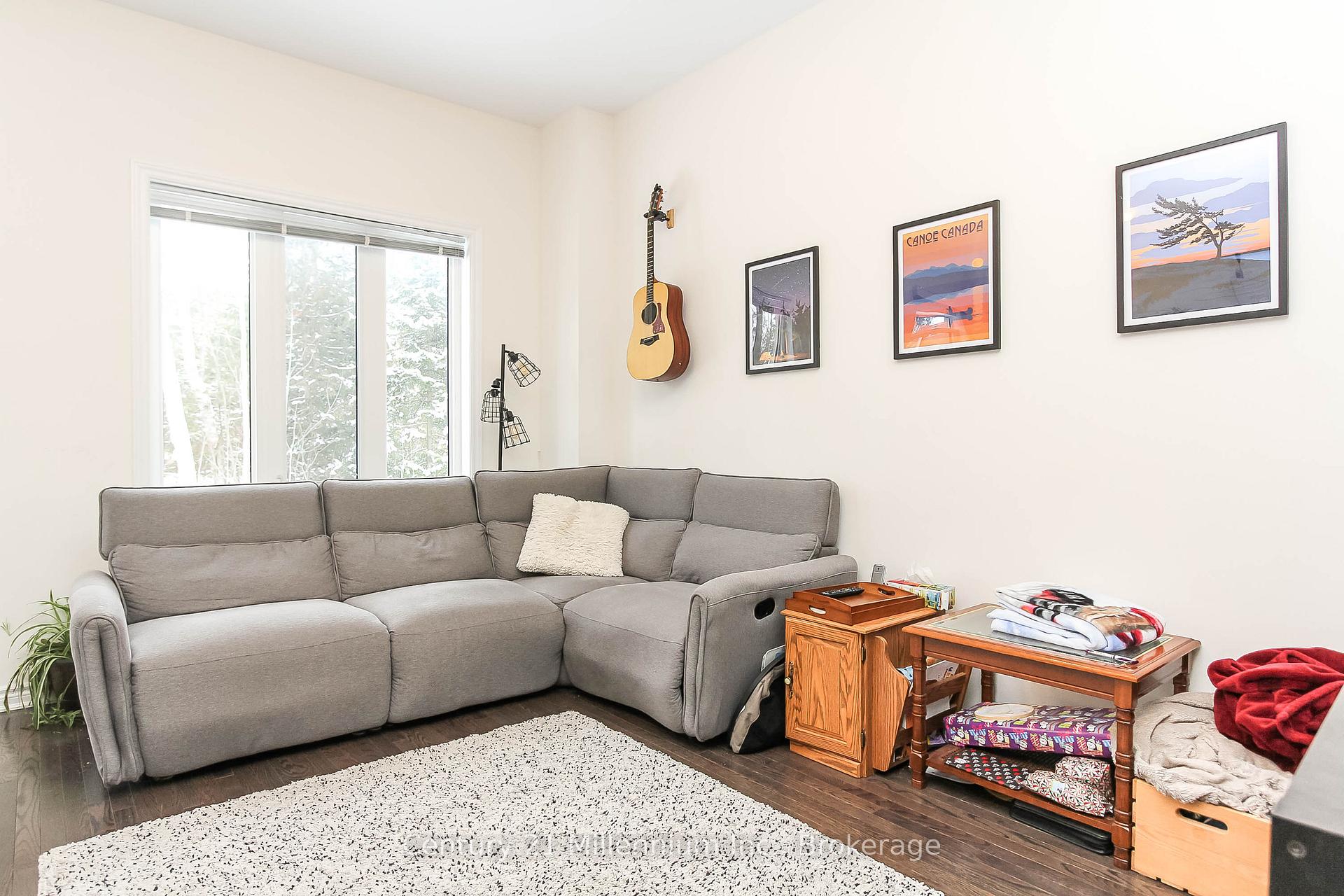 Photo 11 of 36 Farwell Avenue, Wasaga Beach — HOMEH