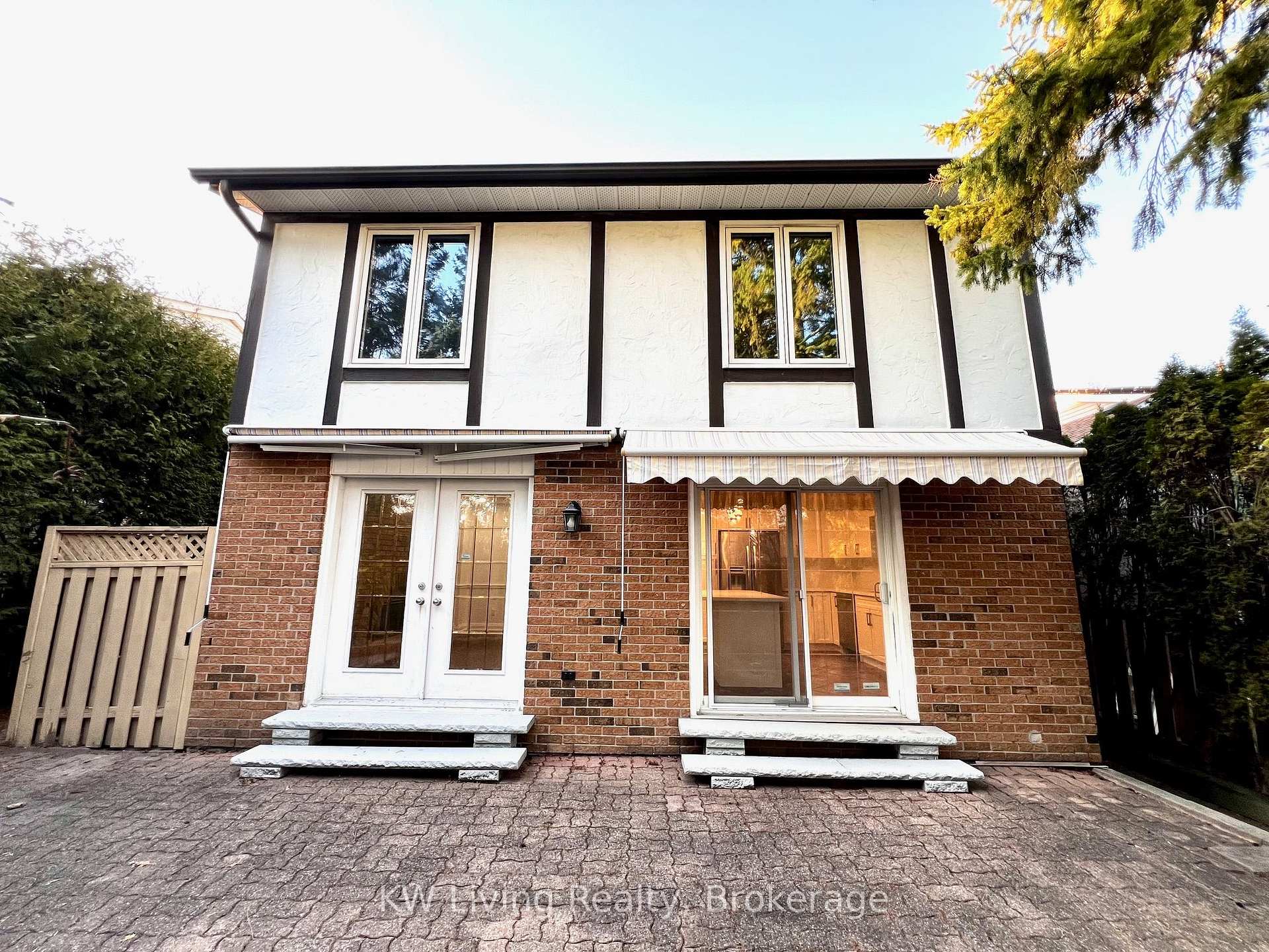 Photo 15 of 92 Breckonwood Crescent, Markham, Aileen-Willowbrook — HOMEH