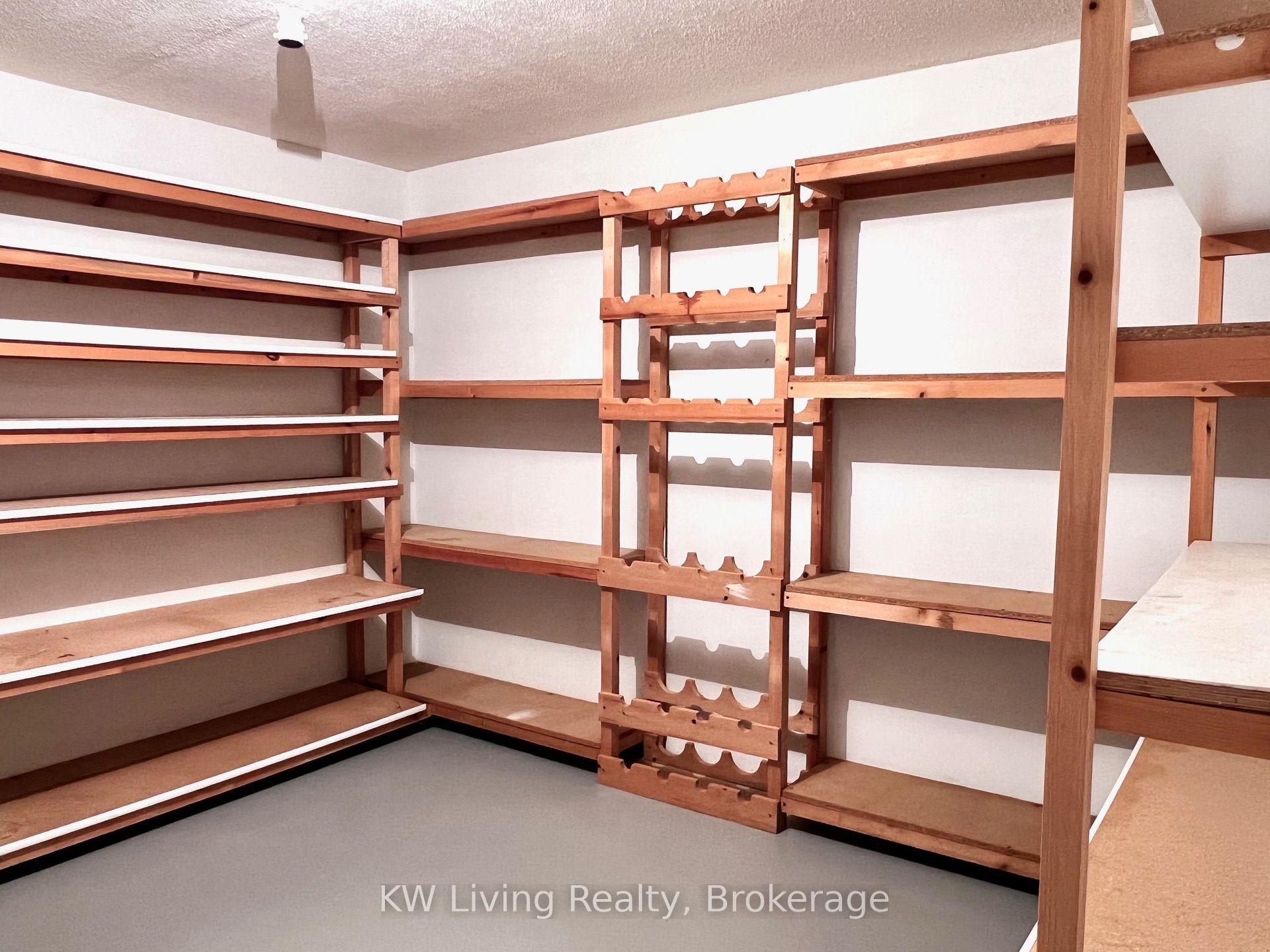 Photo 30 of 92 Breckonwood Crescent, Markham, Aileen-Willowbrook — HOMEH
