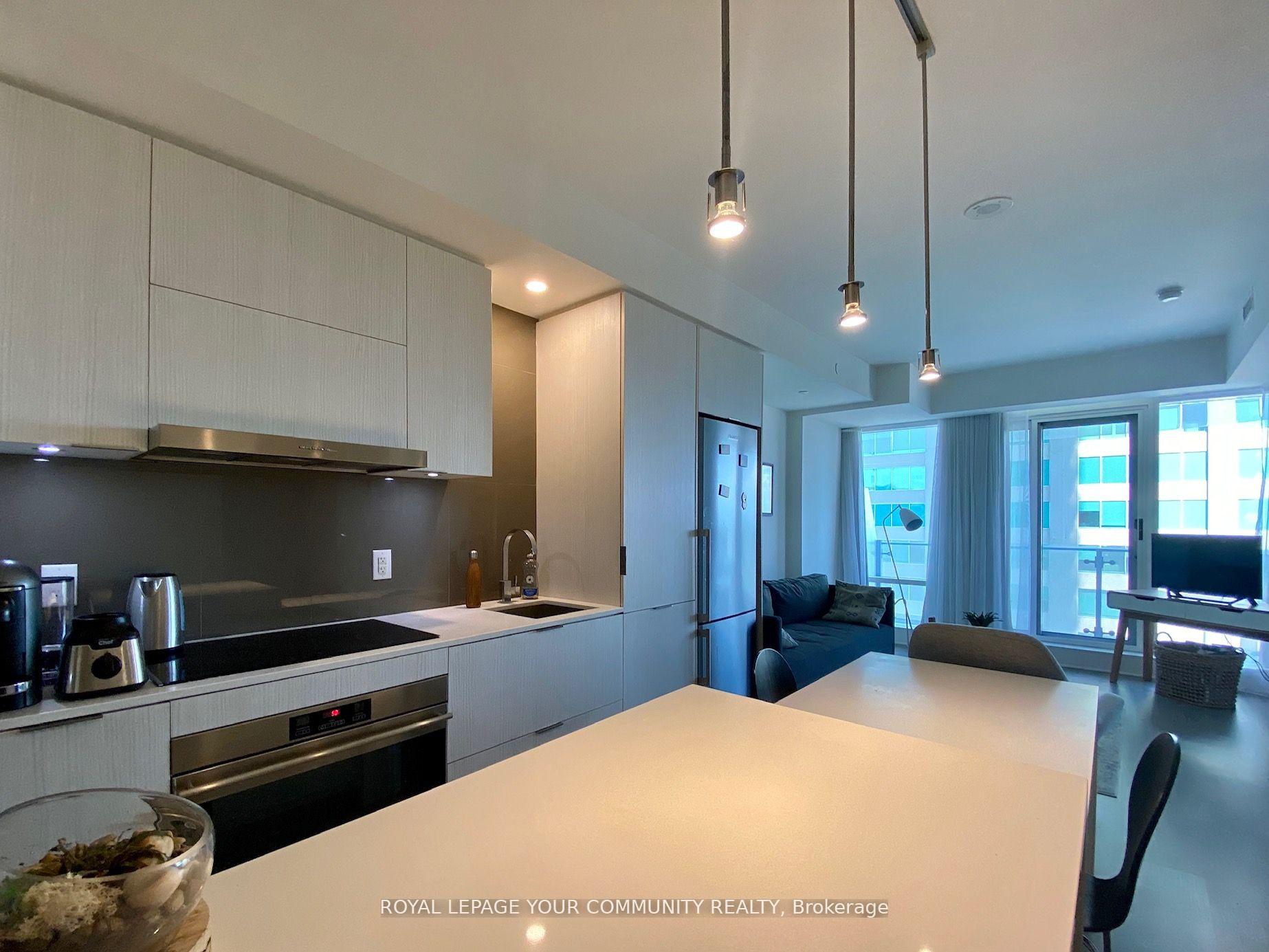 Photo 3 of Unit 2812, 1 Bloor Street E, Toronto, Church-Yonge Corridor — HOMEH