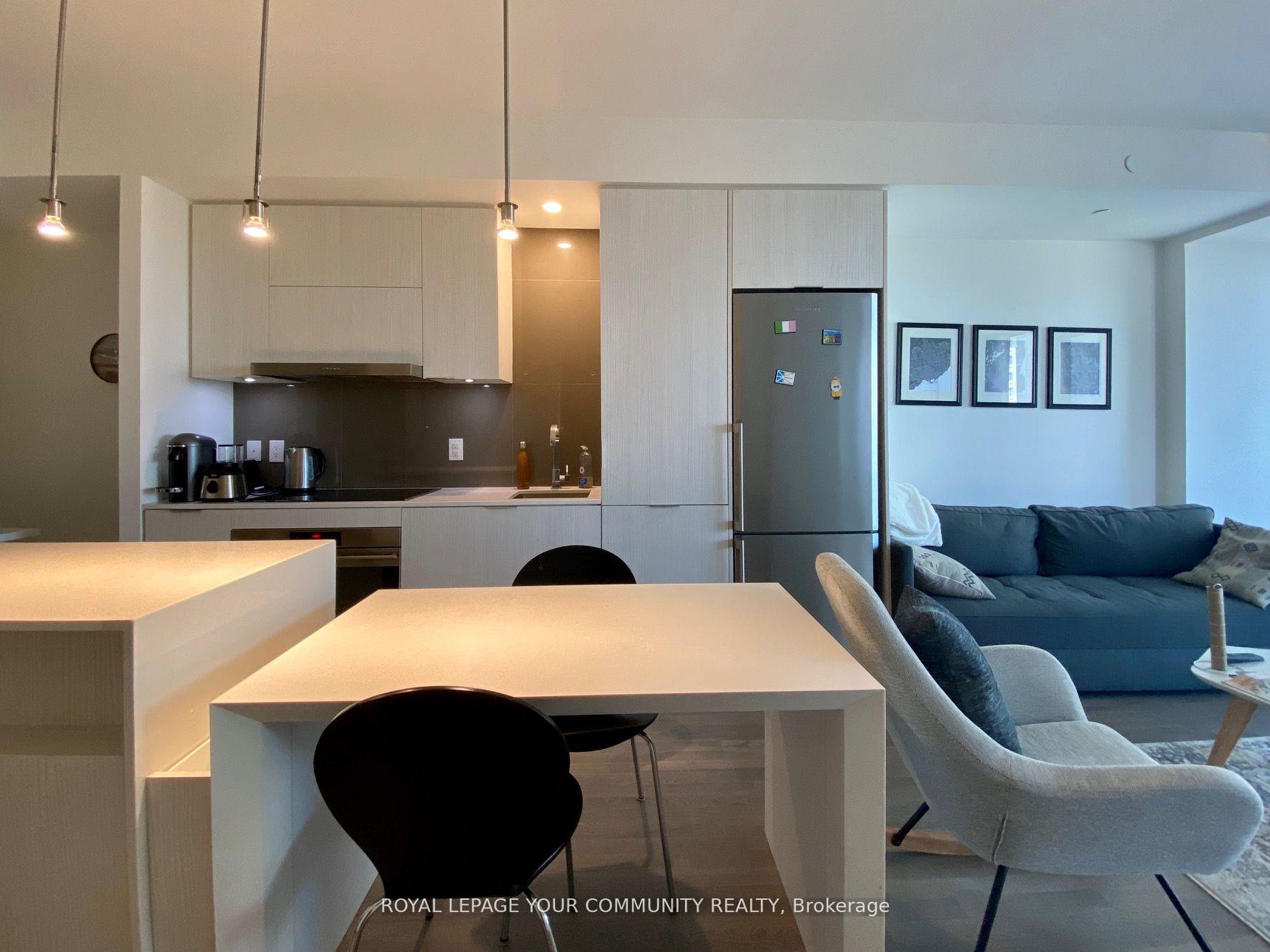 Photo 4 of Unit 2812, 1 Bloor Street E, Toronto, Church-Yonge Corridor — HOMEH