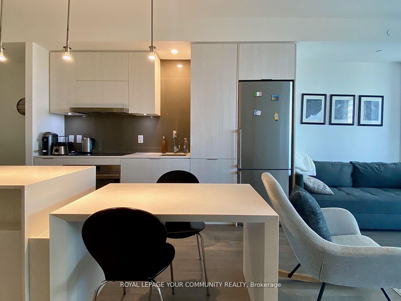 Photo 5 of Unit 2812, 1 Bloor Street E, Toronto, Church-Yonge Corridor — HOMEH