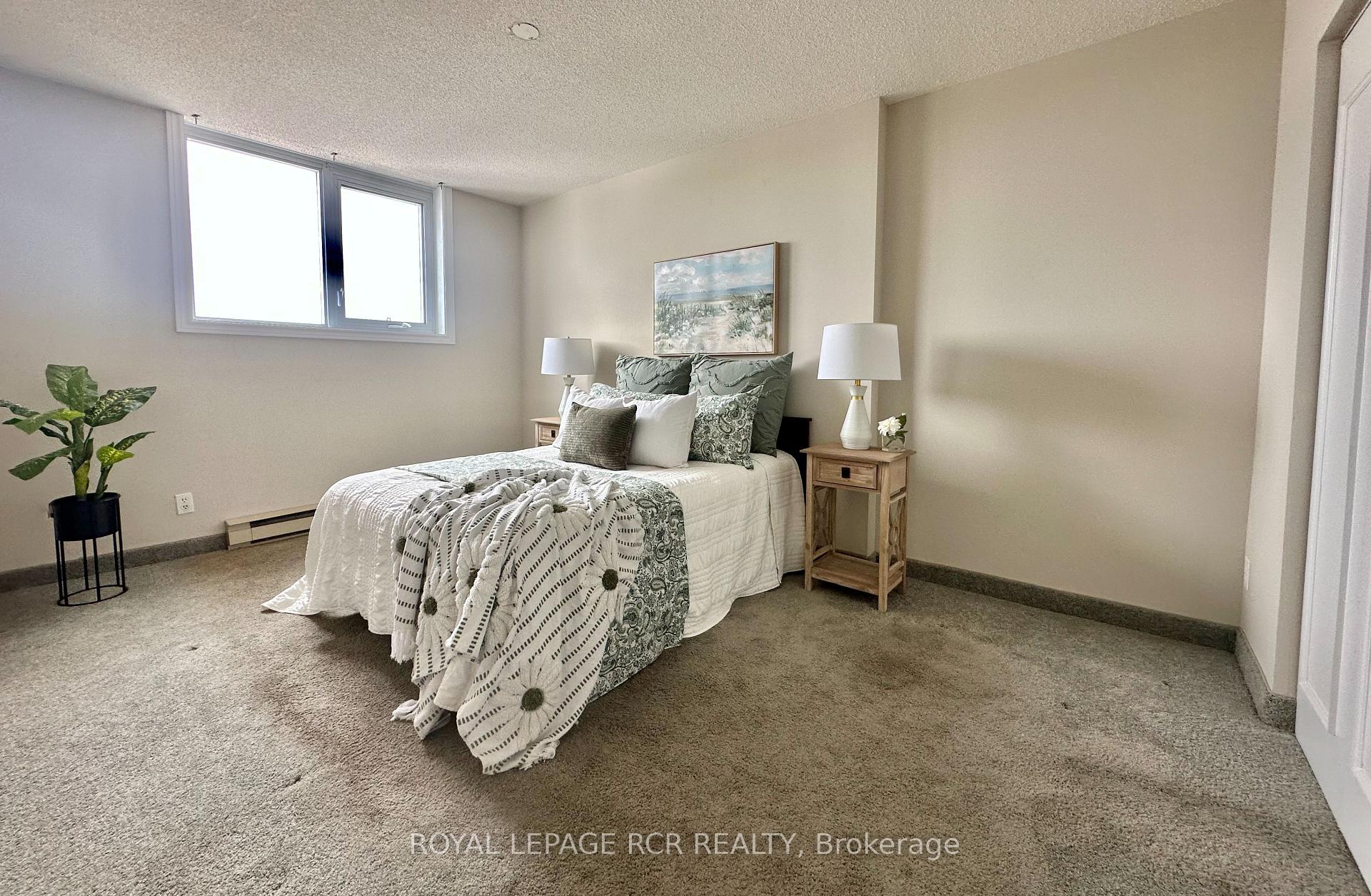 Photo 13 of Unit 67, 16 Fourth Street, Orangeville — HOMEH