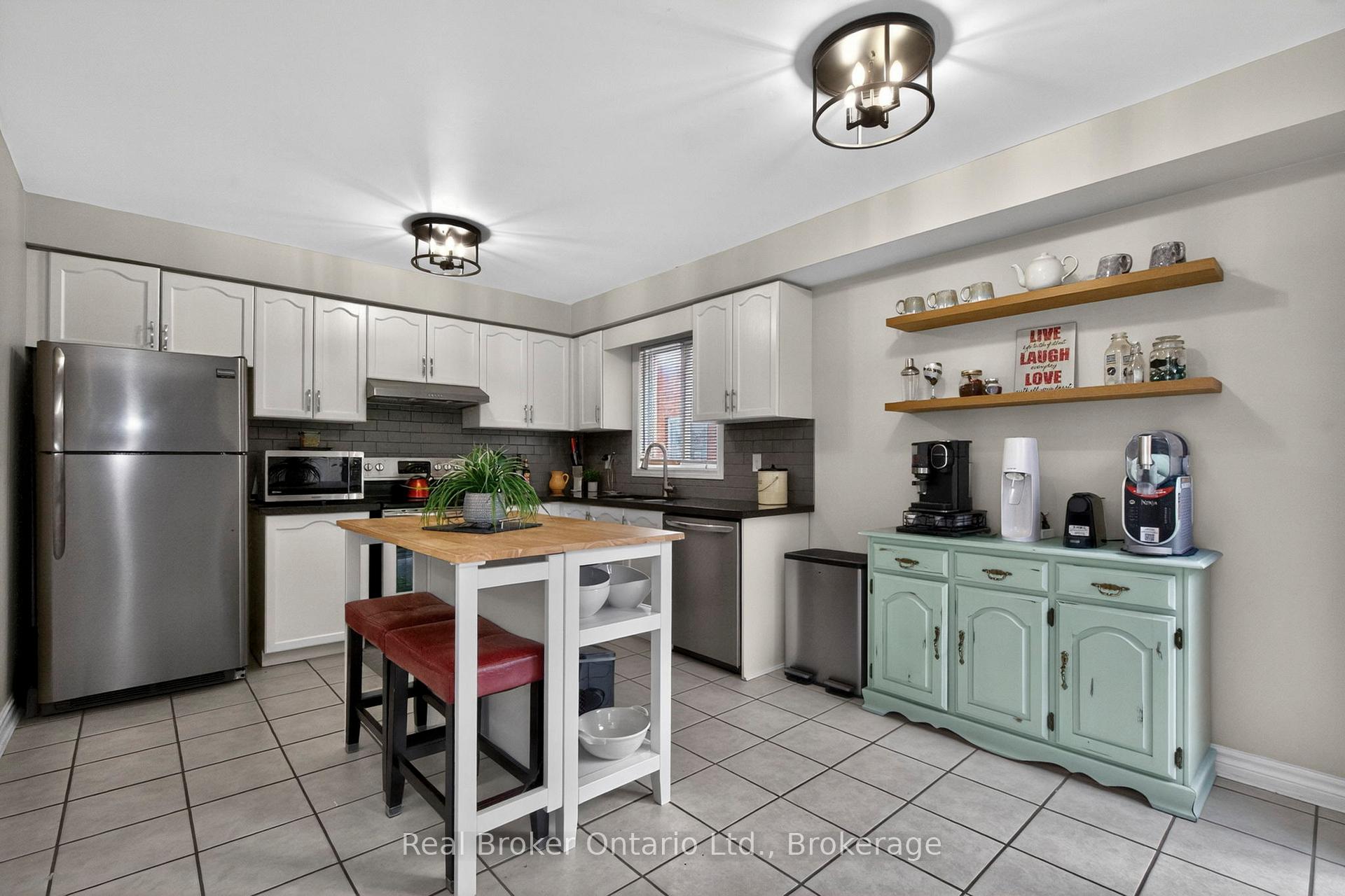Photo 9 of 94 Golden Meadow Road, Barrie, Bayshore — HOMEH