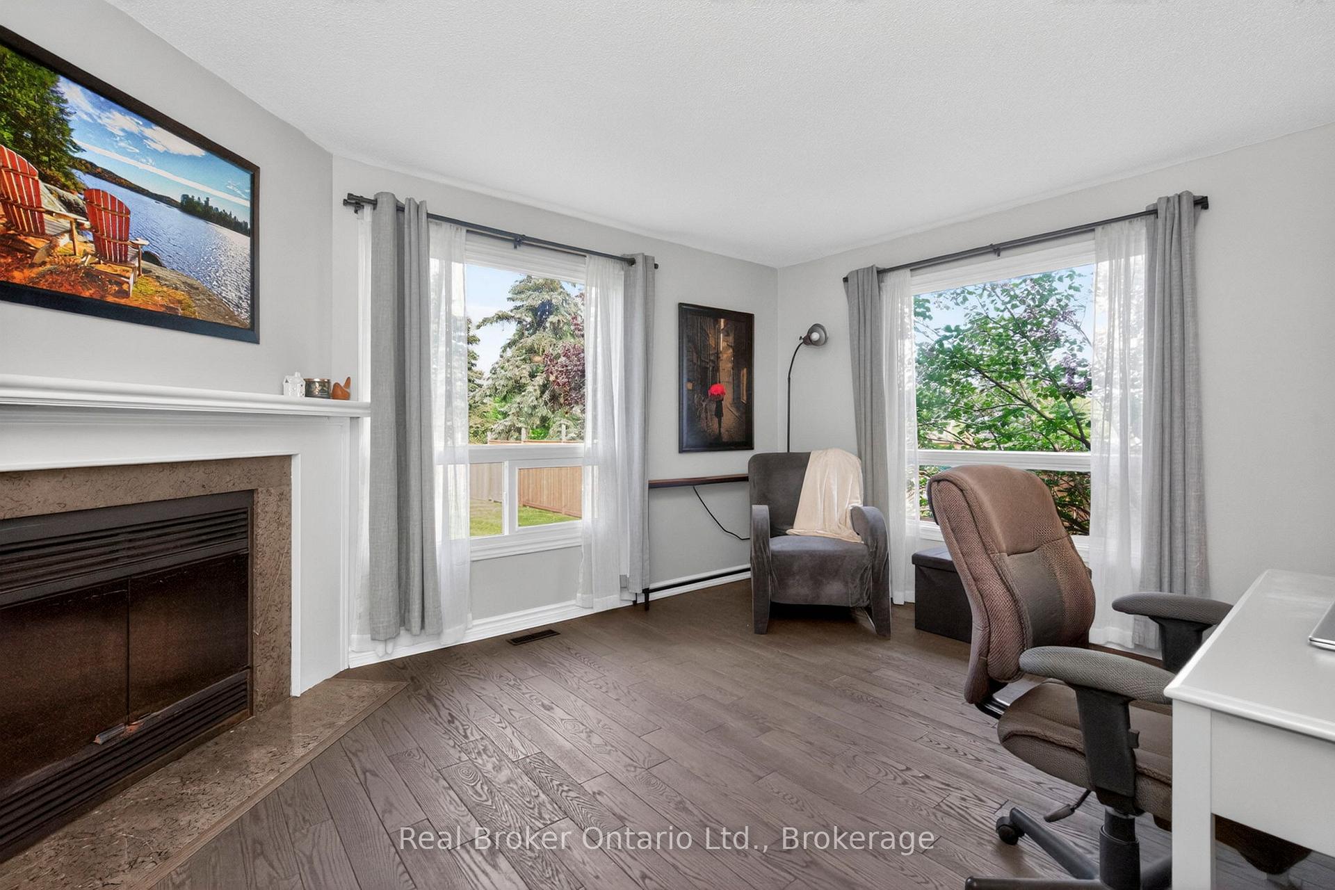 Photo 12 of 94 Golden Meadow Road, Barrie, Bayshore — HOMEH