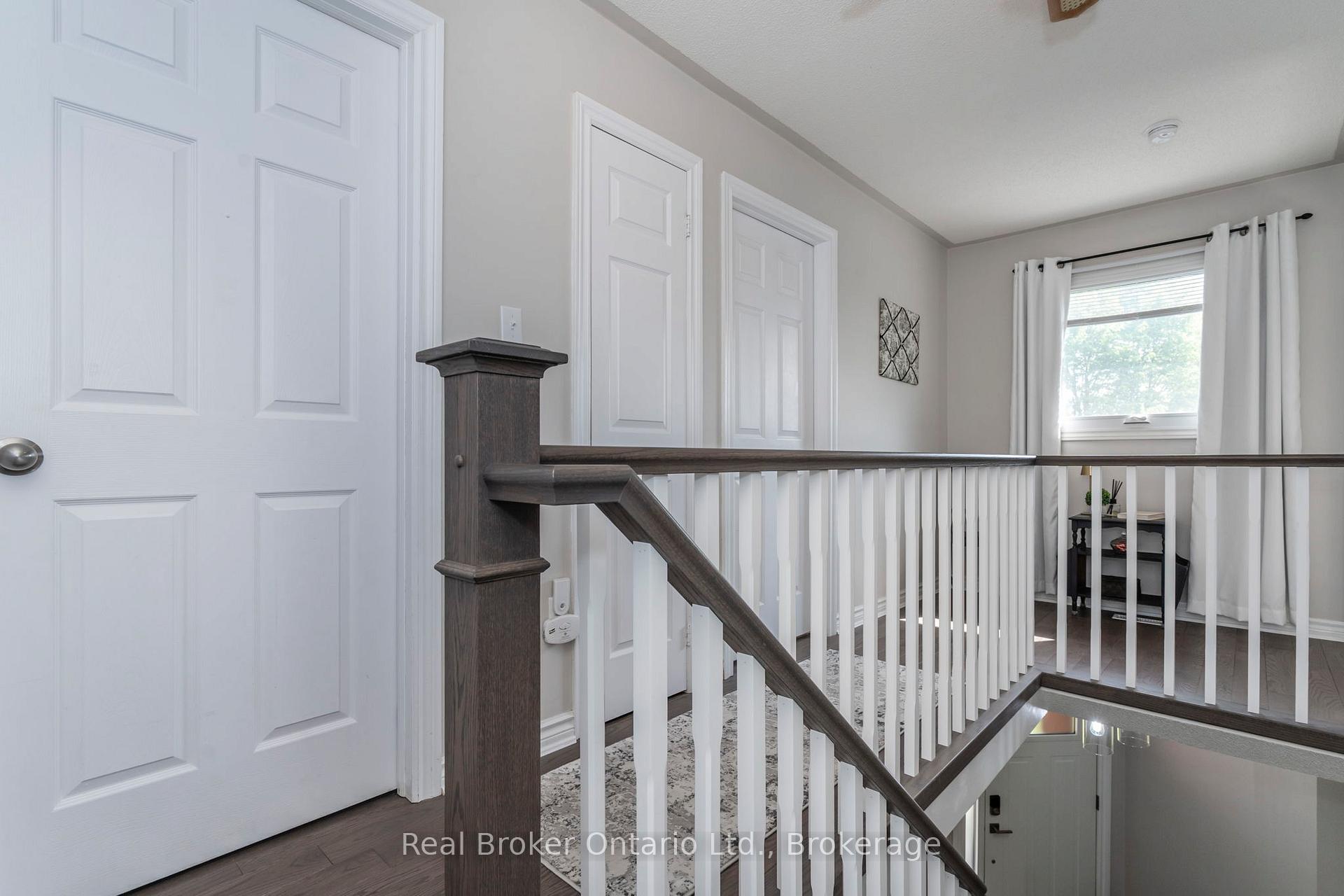 Photo 14 of 94 Golden Meadow Road, Barrie, Bayshore — HOMEH