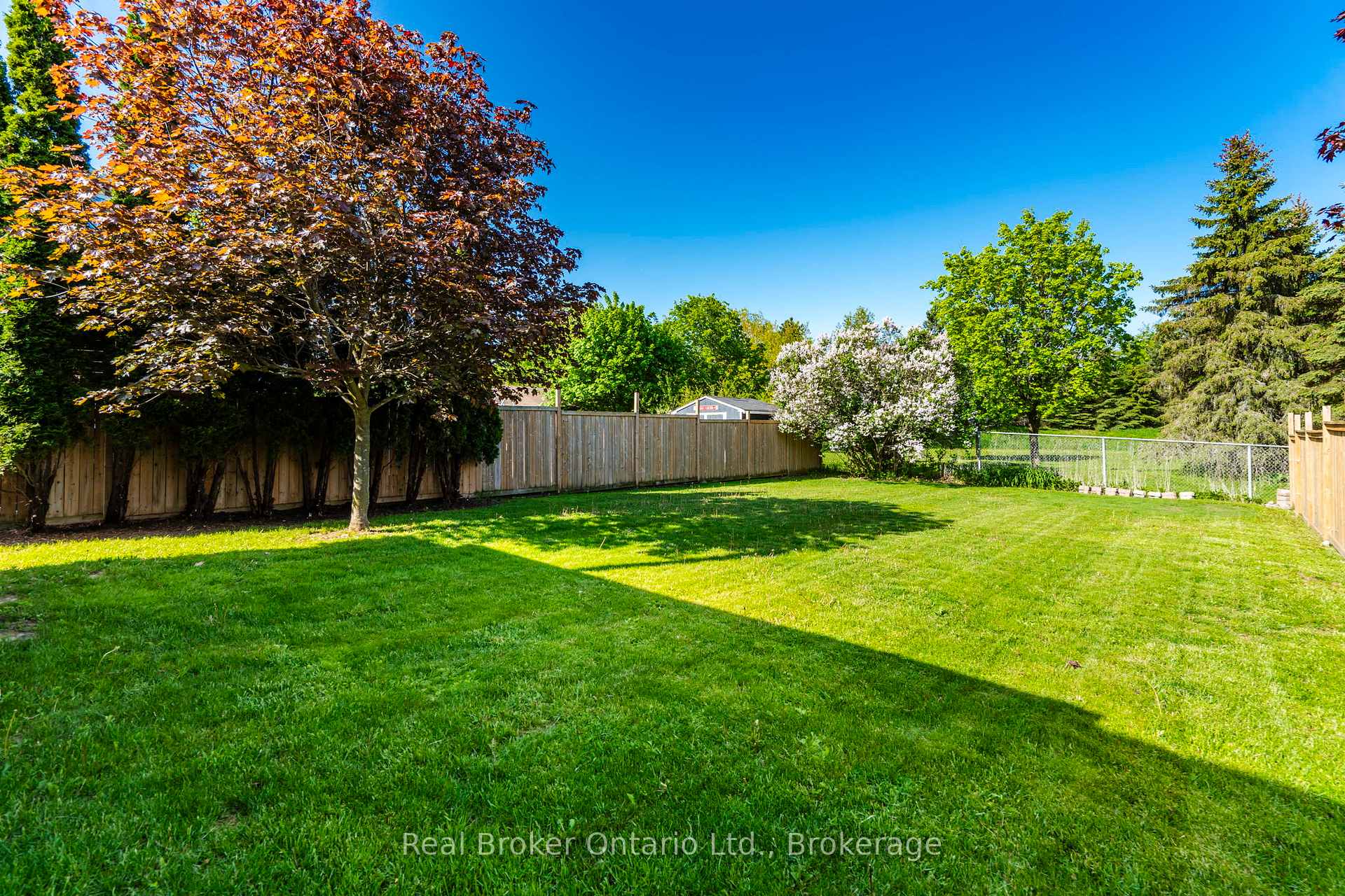 Photo 24 of 94 Golden Meadow Road, Barrie, Bayshore — HOMEH