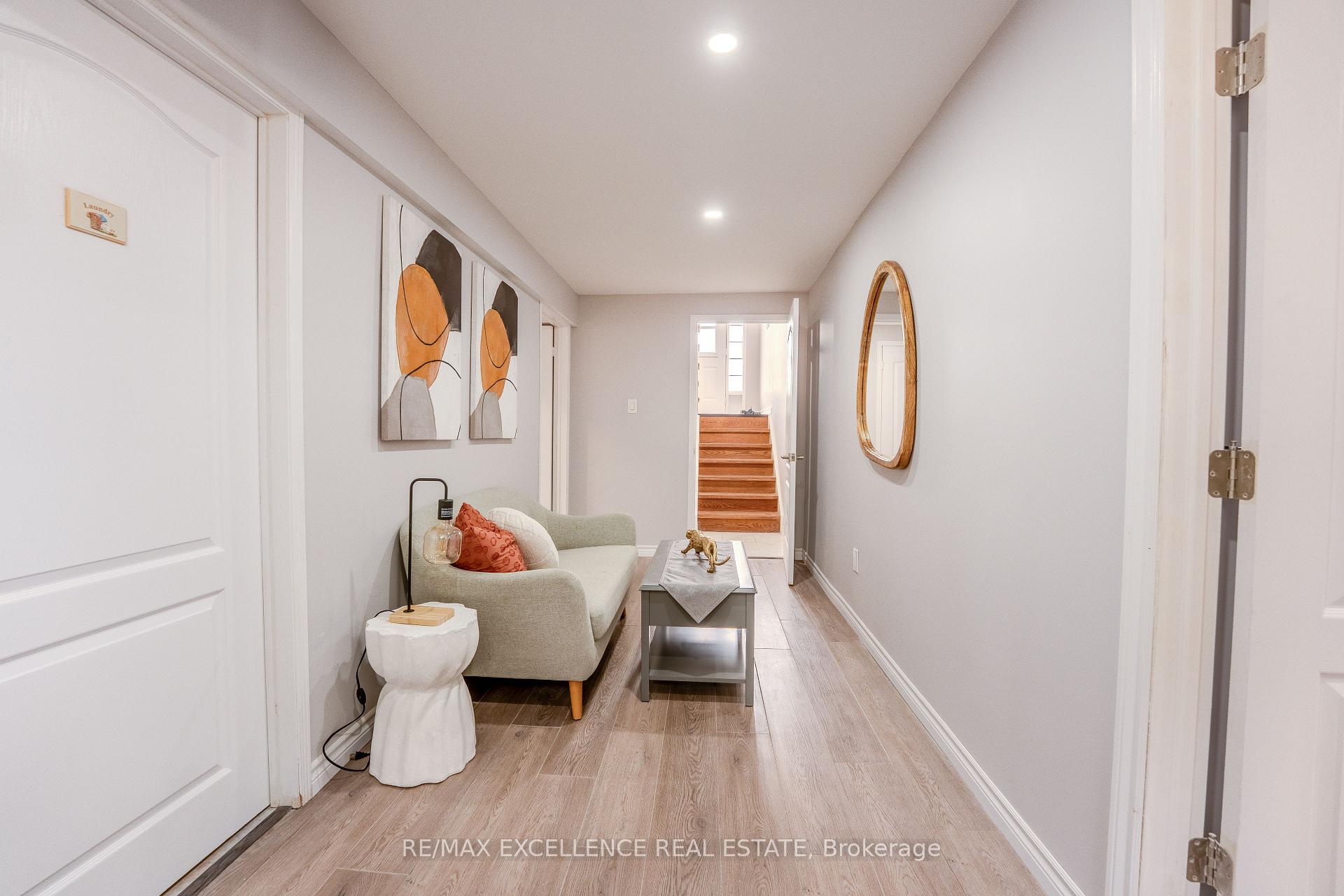 Photo 21 of 48 Ridgemore Crescent, Brampton, Fletcher's Meadow — HOMEH