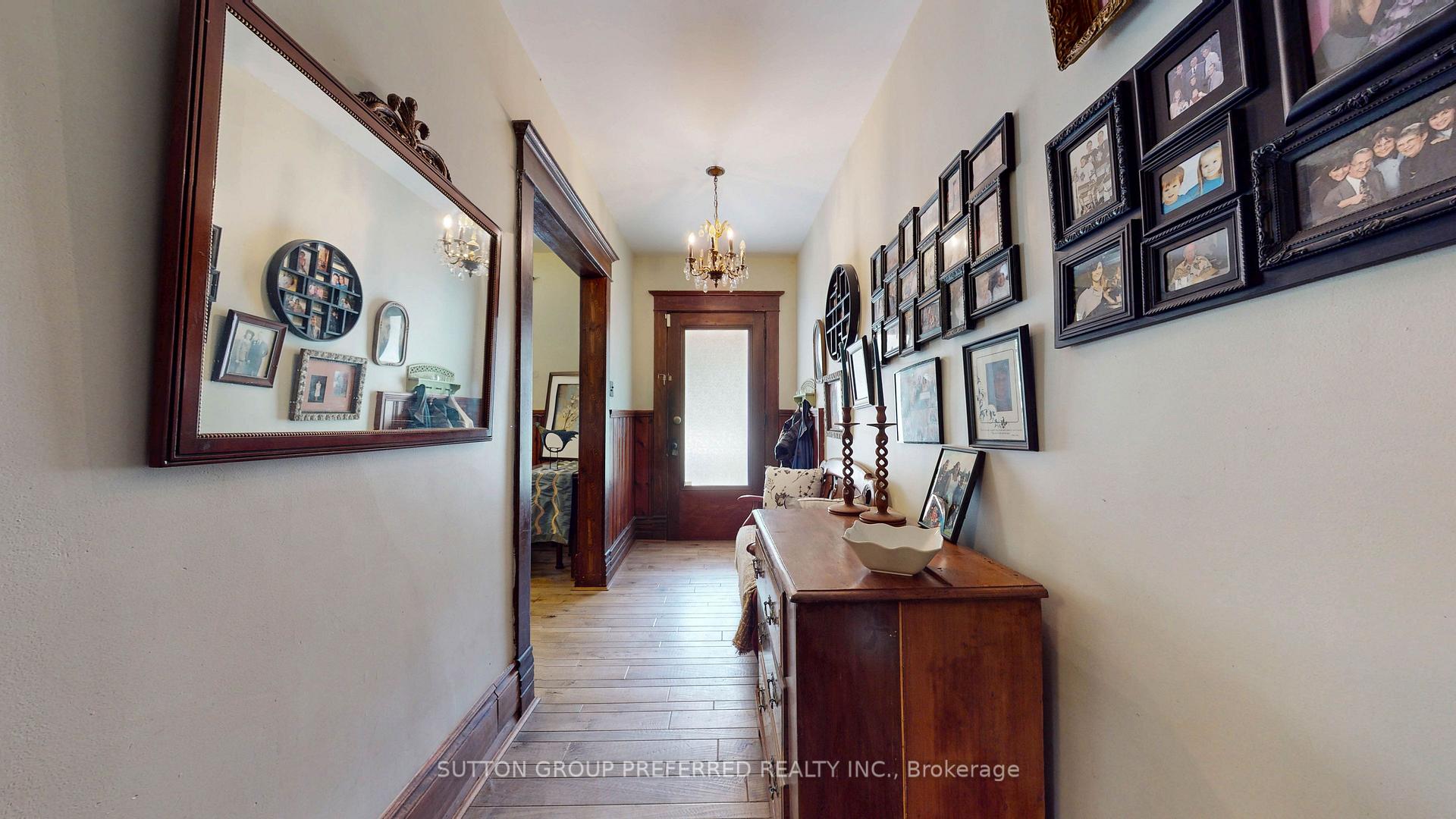 Photo 4 of 4242 Colonel Talbot Road, London, South V — HOMEH