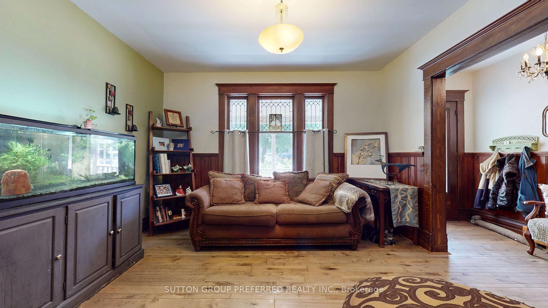 Photo 6 of 4242 Colonel Talbot Road, London, South V — HOMEH