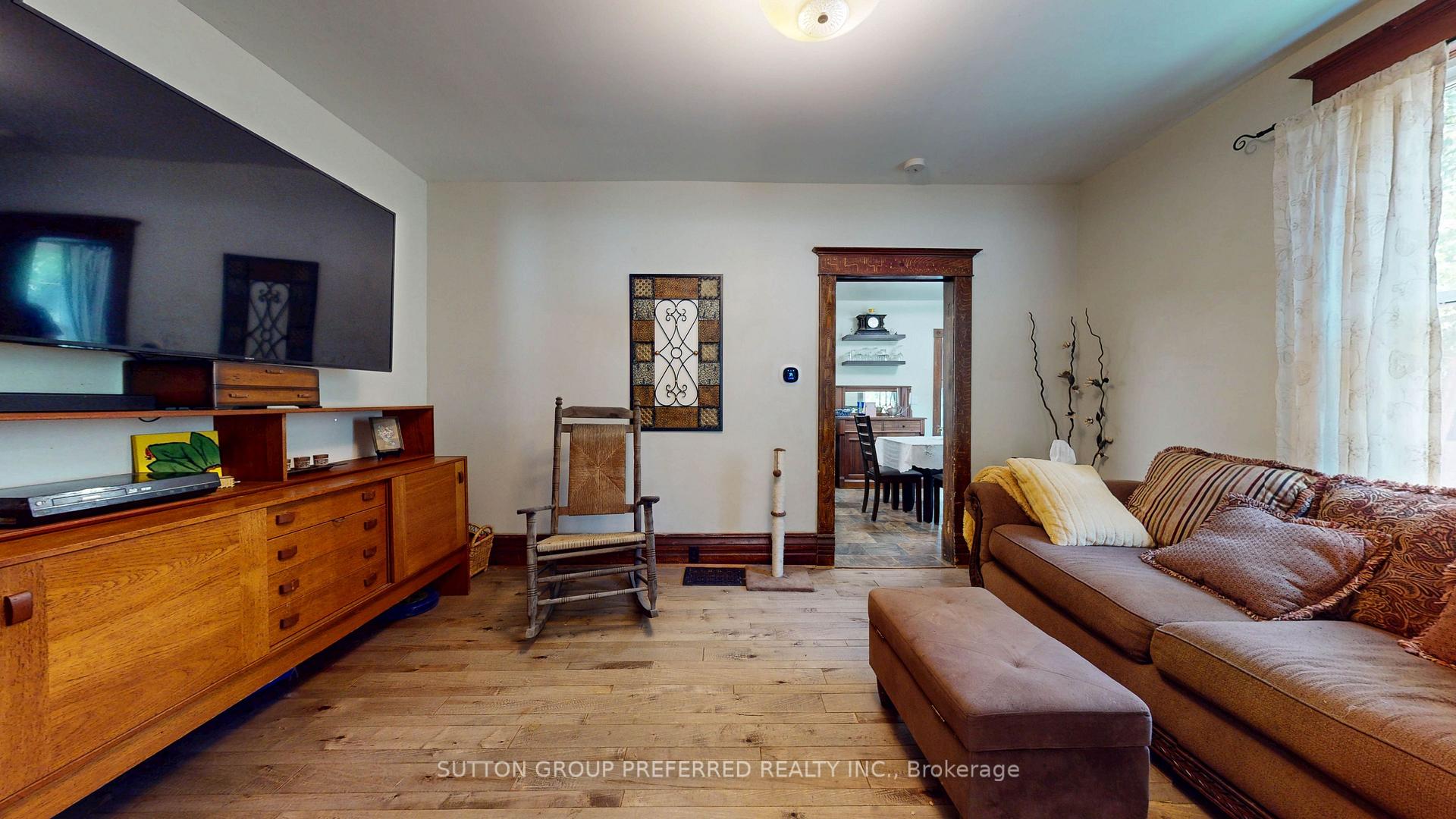 Photo 10 of 4242 Colonel Talbot Road, London, South V — HOMEH